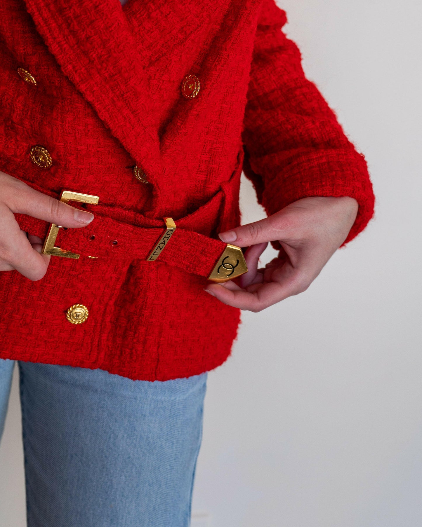 FR36-38 Rare Chanel Spring 1989 Two-Pocketed Belted Double-Breasted Red Tweed Jacket - Vintage Chanel Jacket - - Rarchive.