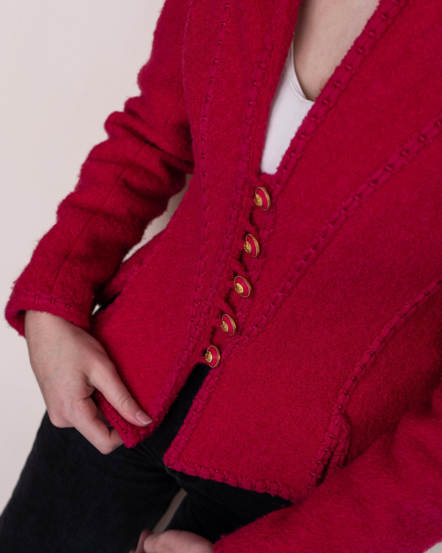 FR34-36 Rare Chanel Fall 1993 Fitted Cut Braided Trim Slit Detail Pink Wool Tweed Jacket - Vintage Chanel Jacket - - Rarchive.