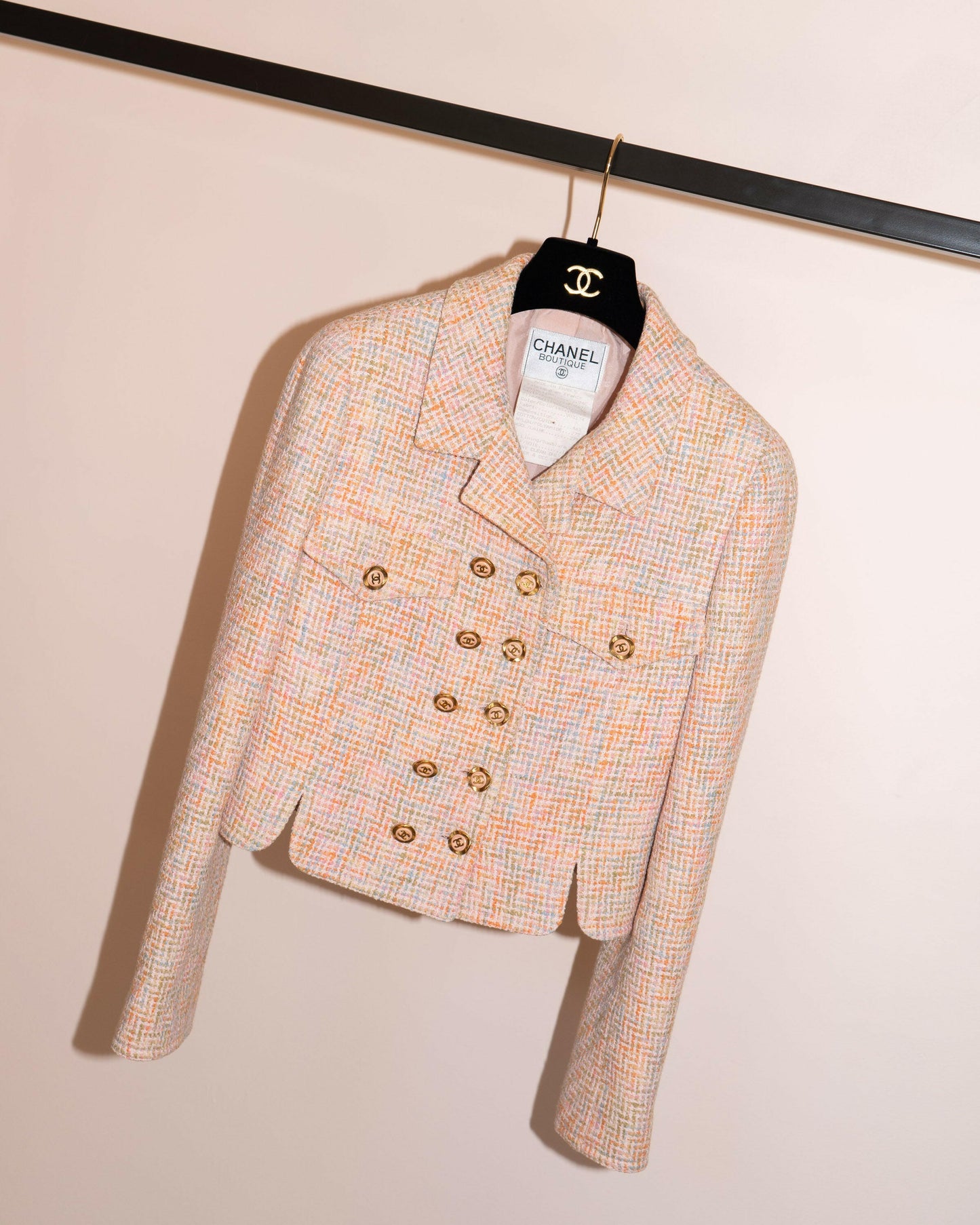 FR34-36 Rare Chanel Cruise 1994 Two Pocketed Cropped Multicolor Tweed Jacket - Vintage Chanel Jacket - - Rarchive.