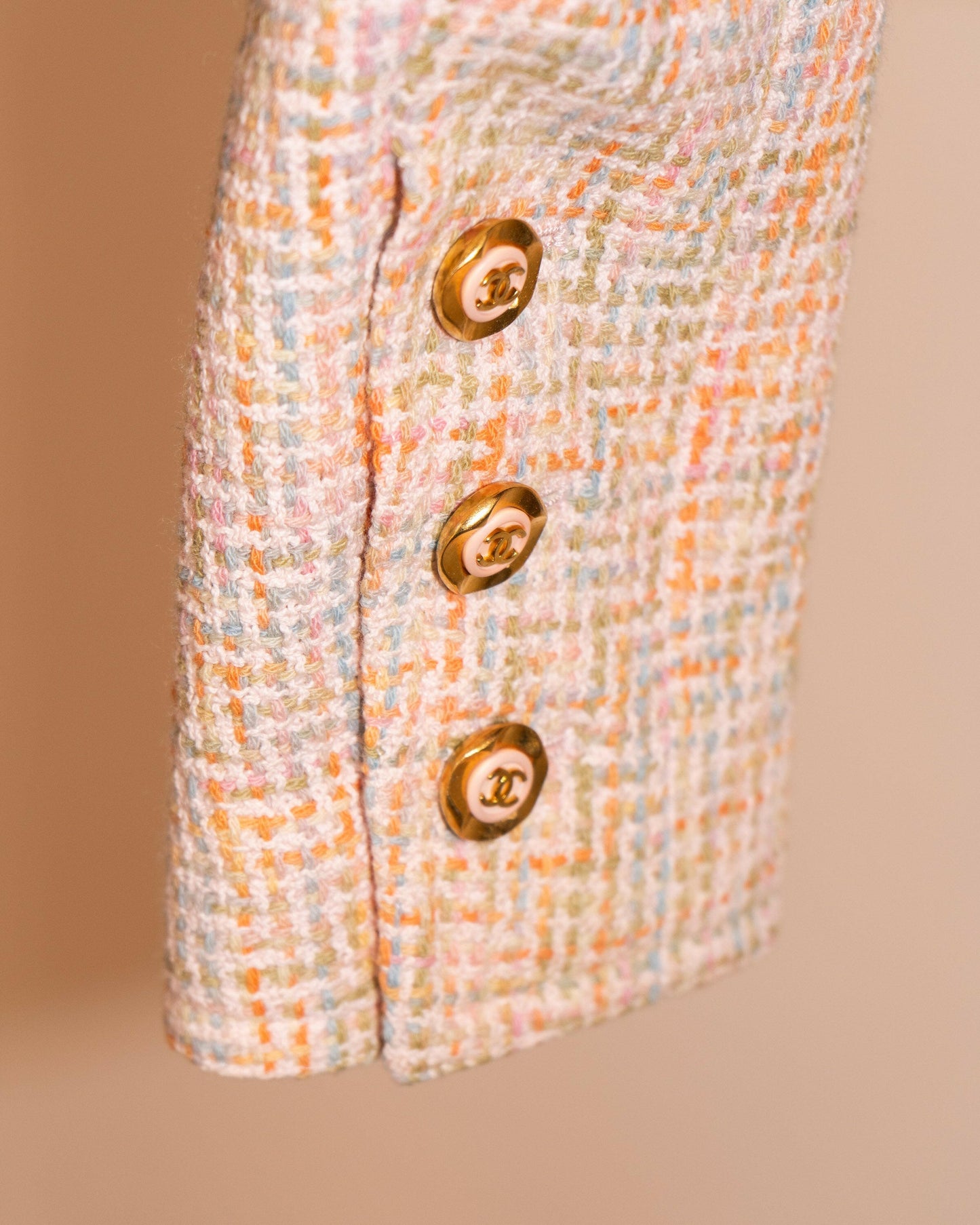 FR34-36 Rare Chanel Cruise 1994 Two Pocketed Cropped Multicolor Tweed Jacket - Vintage Chanel Jacket - - Rarchive.