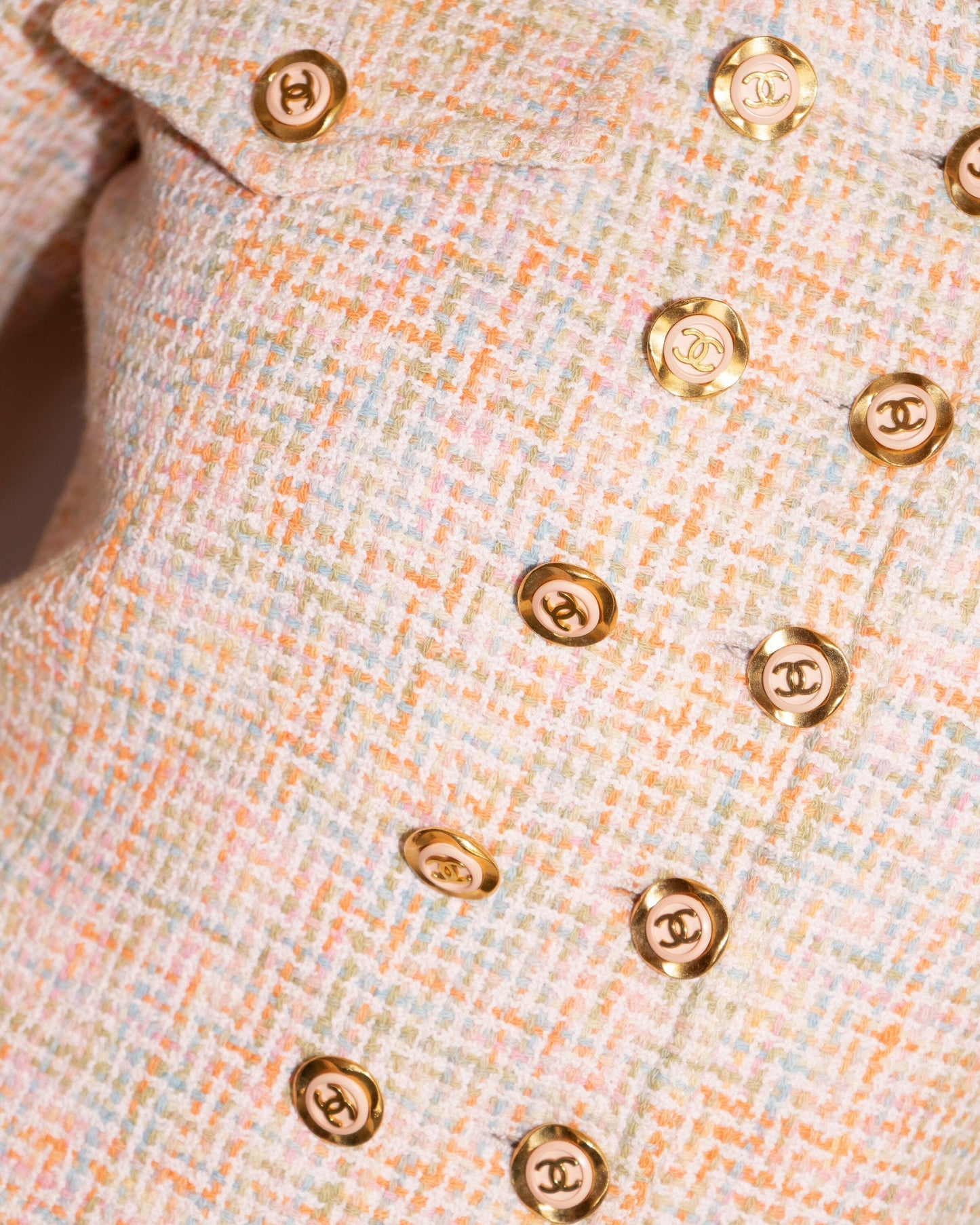 FR34-36 Rare Chanel Cruise 1994 Two Pocketed Cropped Multicolor Tweed Jacket