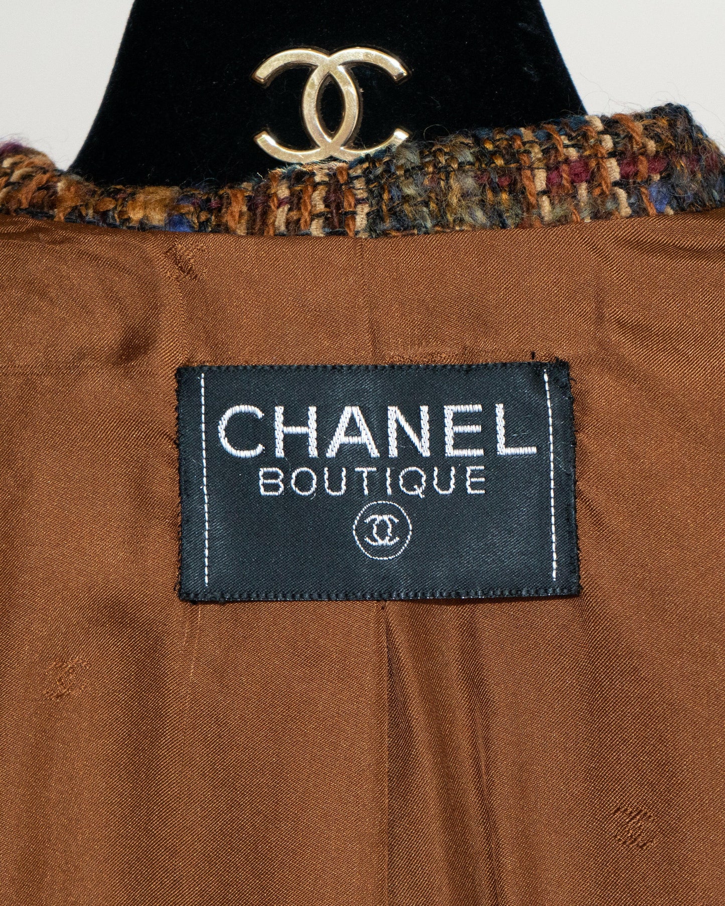 FR38-40 Rare Chanel Fall 1998 Two-Pocketed Shorter Cut Fantasy Tweed Jacket - Vintage Chanel Jacket - - Rarchive.