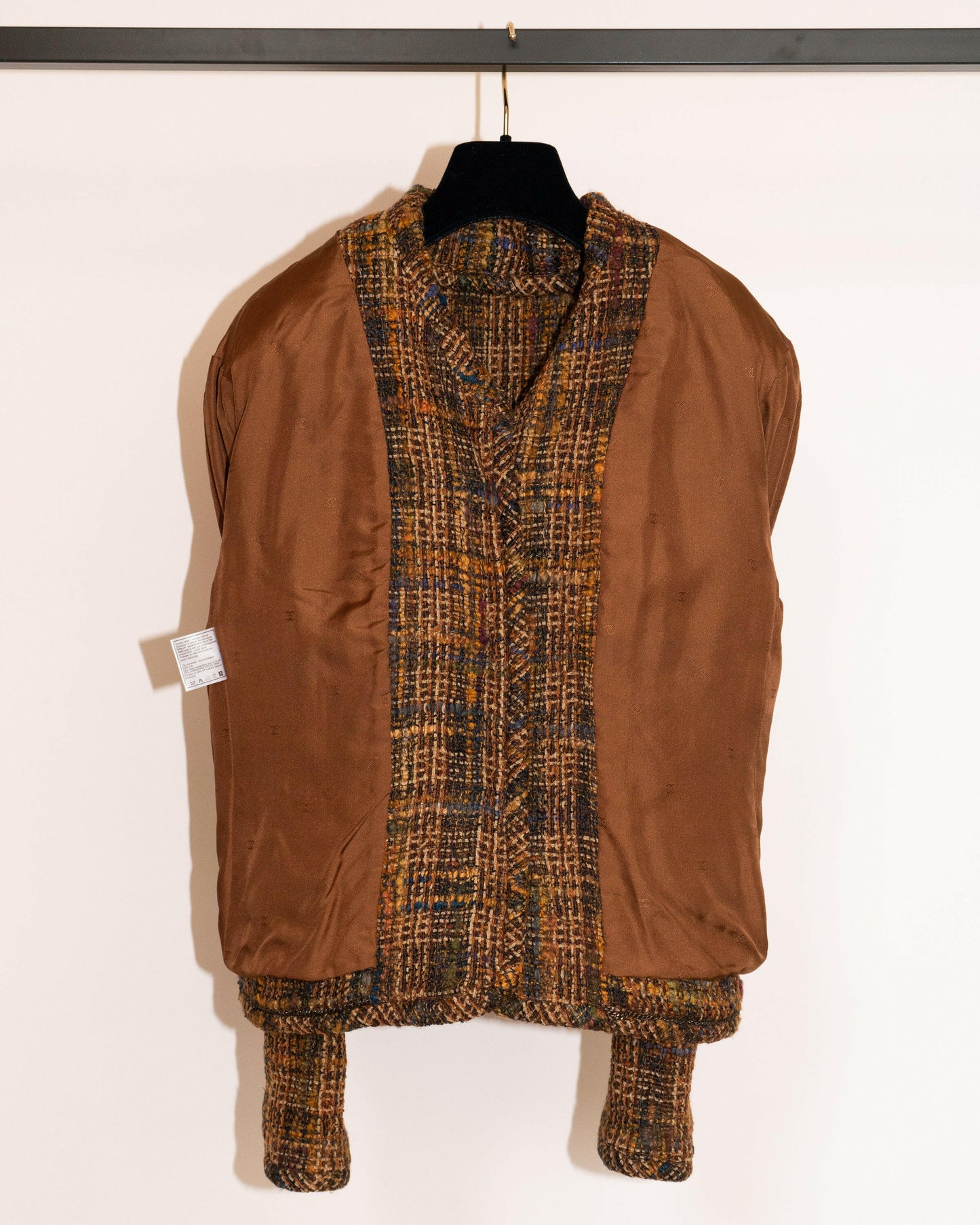 FR38-40 Rare Chanel Fall 1998 Two-Pocketed Shorter Cut Fantasy Tweed Jacket - Vintage Chanel Jacket - - Rarchive.