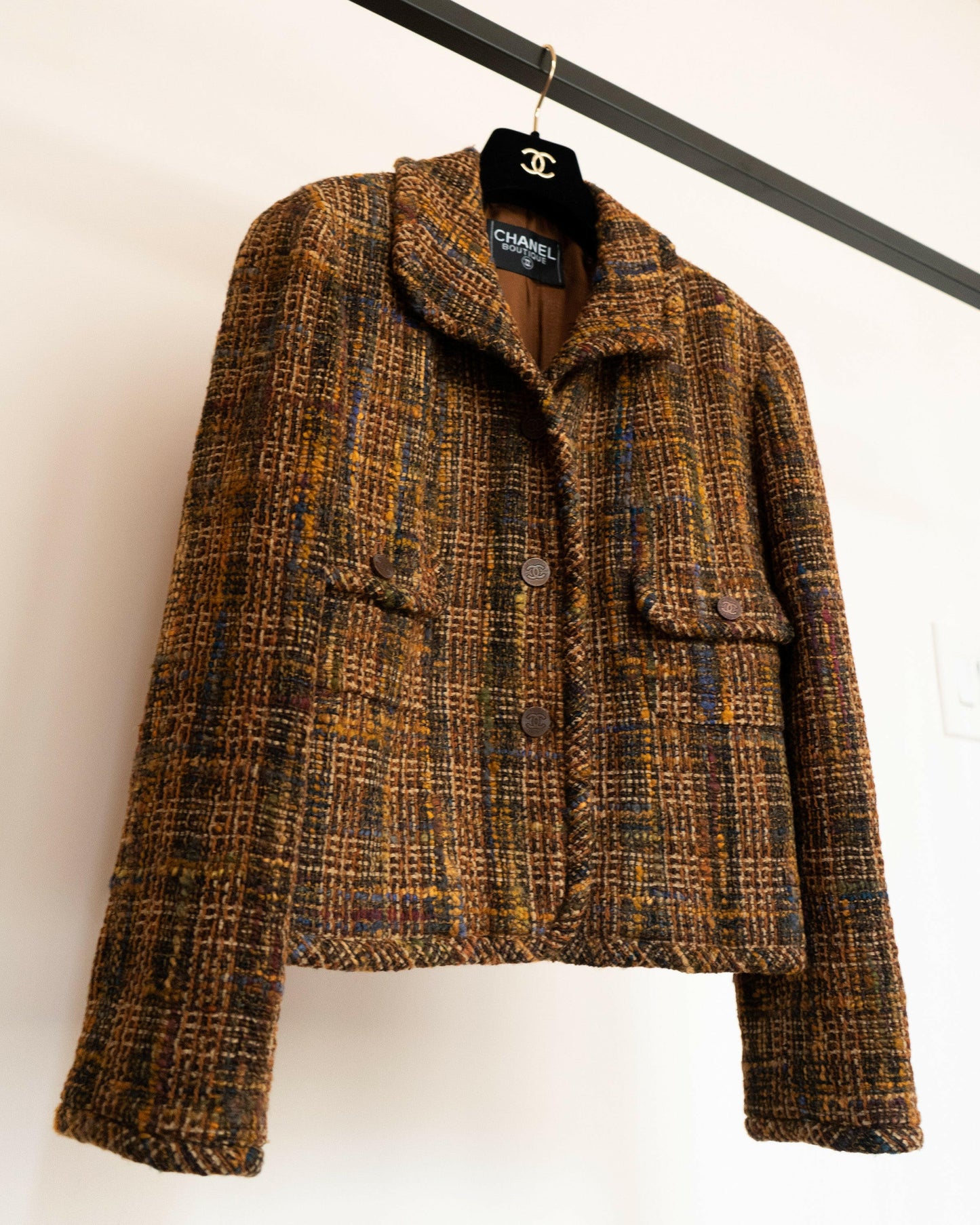 FR38-40 Rare Chanel Fall 1998 Two-Pocketed Shorter Cut Fantasy Tweed Jacket - Vintage Chanel Jacket - - Rarchive.