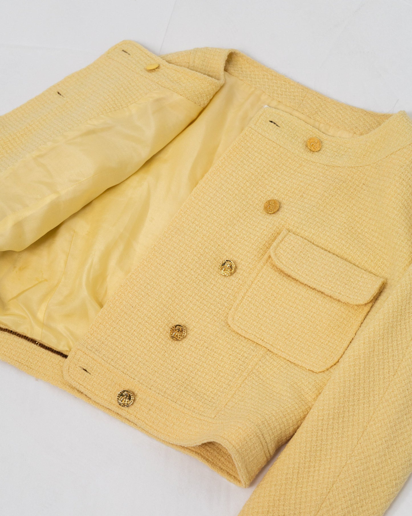 FR36 Chanel Spring 1988 Double-Breasted Cropped Jacket in Powder Yellow - Vintage Chanel Jacket - - Rarchive.