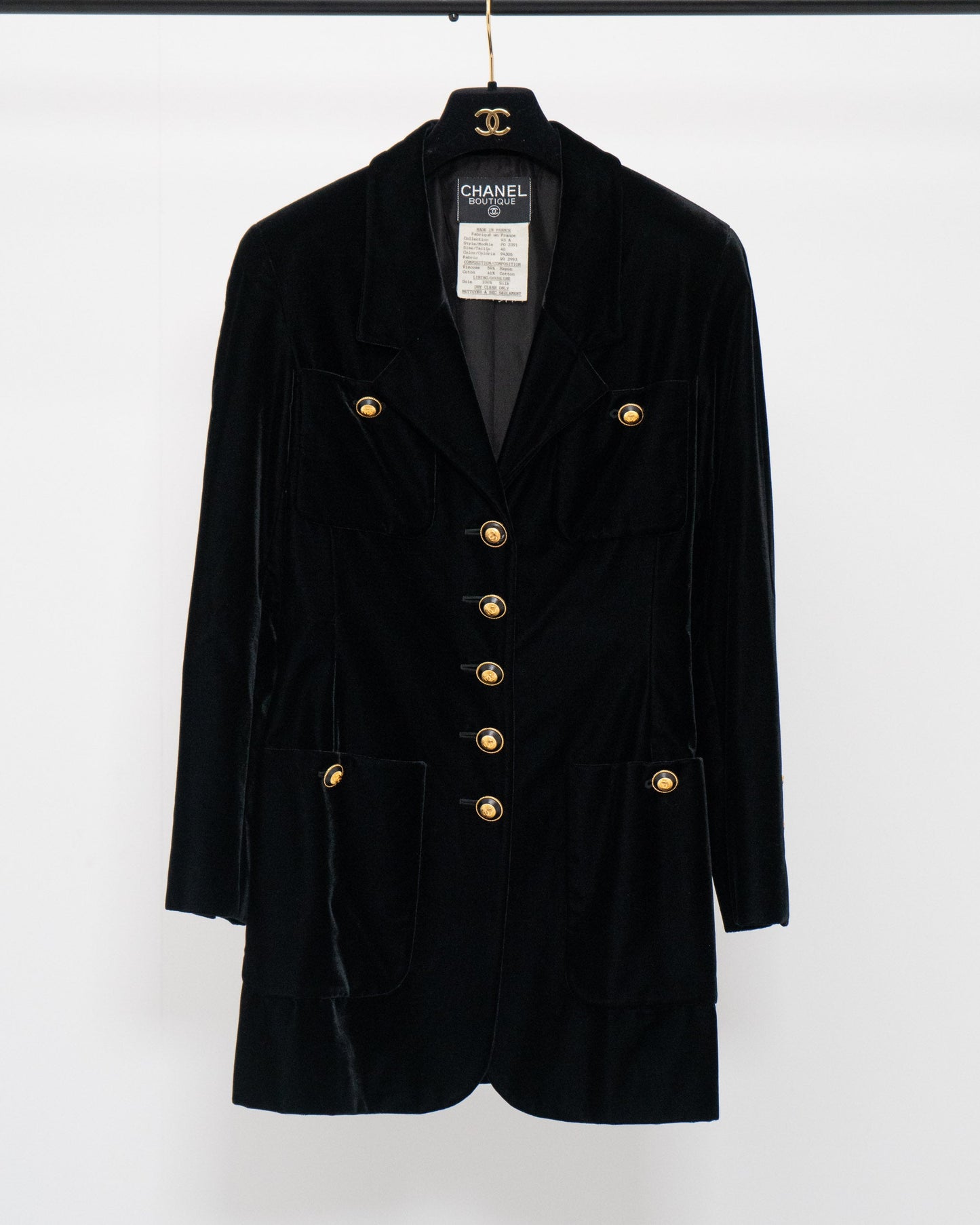 FR38 Chanel Fall 1993 Four Pockets Velvet Jacket in Black - Vintage Chanel Jacket -   - Rarchive.