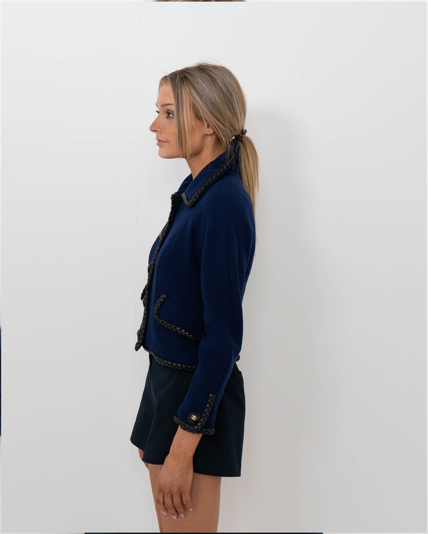 FR36 Chanel Fall 1989 Leather Trim Cropped Wool Jacket in Dark Blue - Vintage Chanel Jacket - - Rarchive.