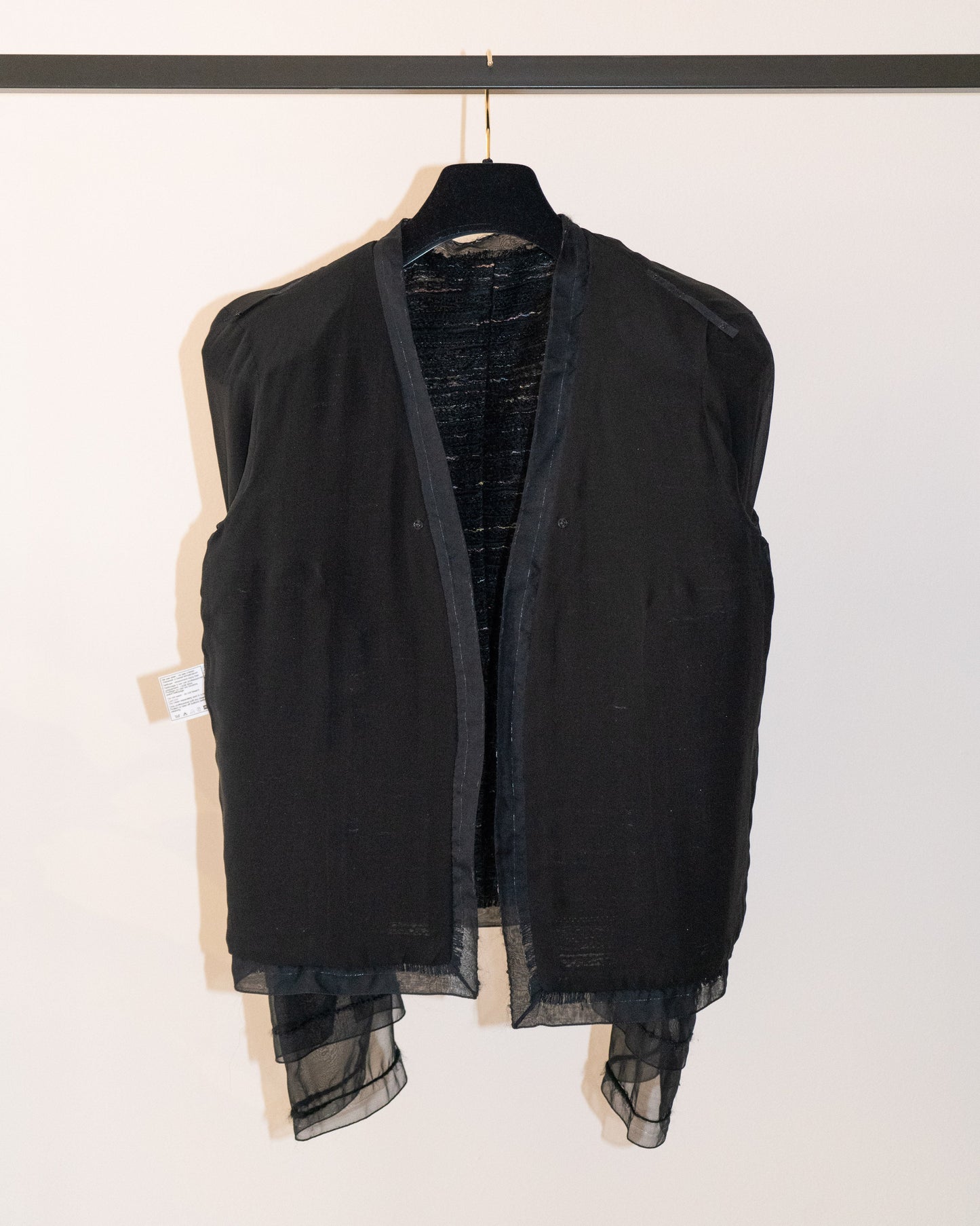 FR40-42 Chanel Fall 2004 Chiffon Details Two Pocketed Collarless Tweed Jacket - Vintage Chanel Jacket -   - Rarchive.