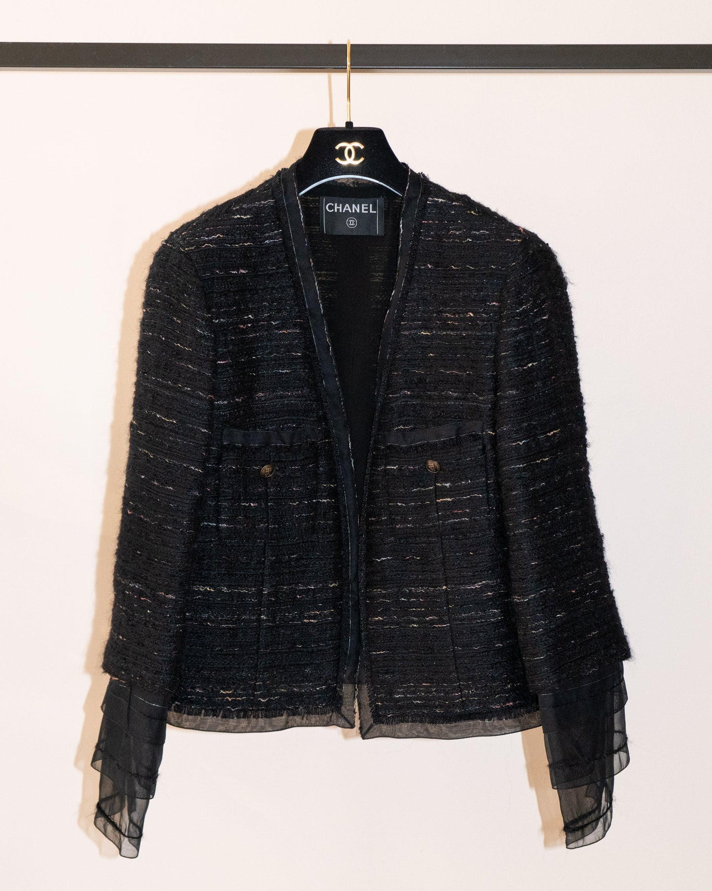 FR40-42 Chanel Fall 2004 Chiffon Details Two Pocketed Collarless Tweed Jacket - Vintage Chanel Jacket -   - Rarchive.