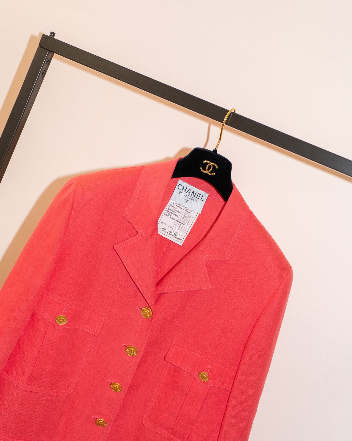 FR42-44 Chanel Cruise 1993 Four Pocketed Coral Red Linen Jacket - Vintage Chanel Jacket -   - Rarchive.