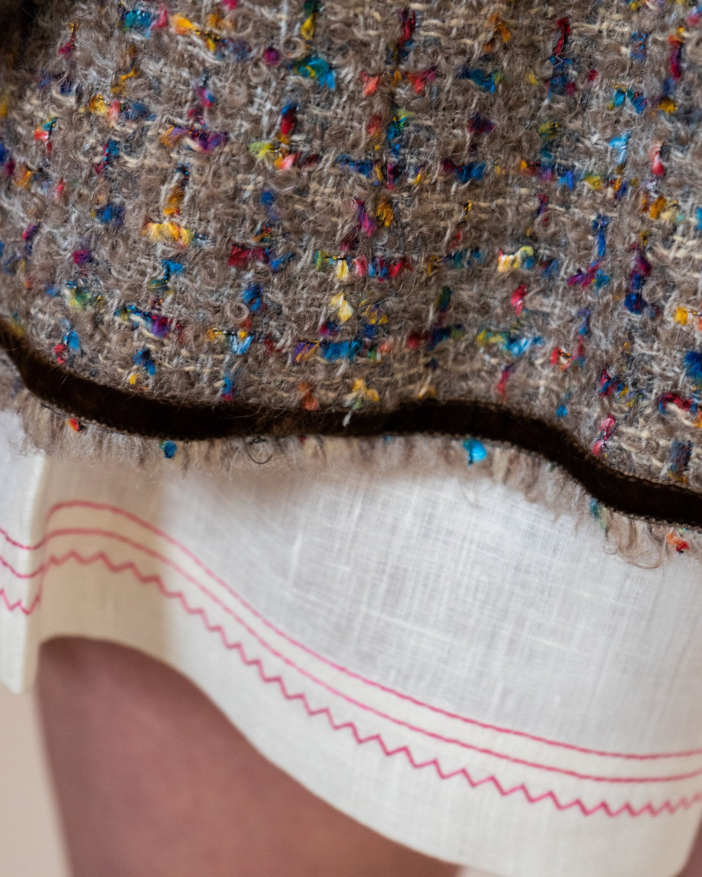 FR40-42 Chanel Fall 1990 Collarless Four-Pocketed Velvet Detail Multicolor Fantasy Tweed Jacket - Vintage Chanel Jacket - - Rarchive.