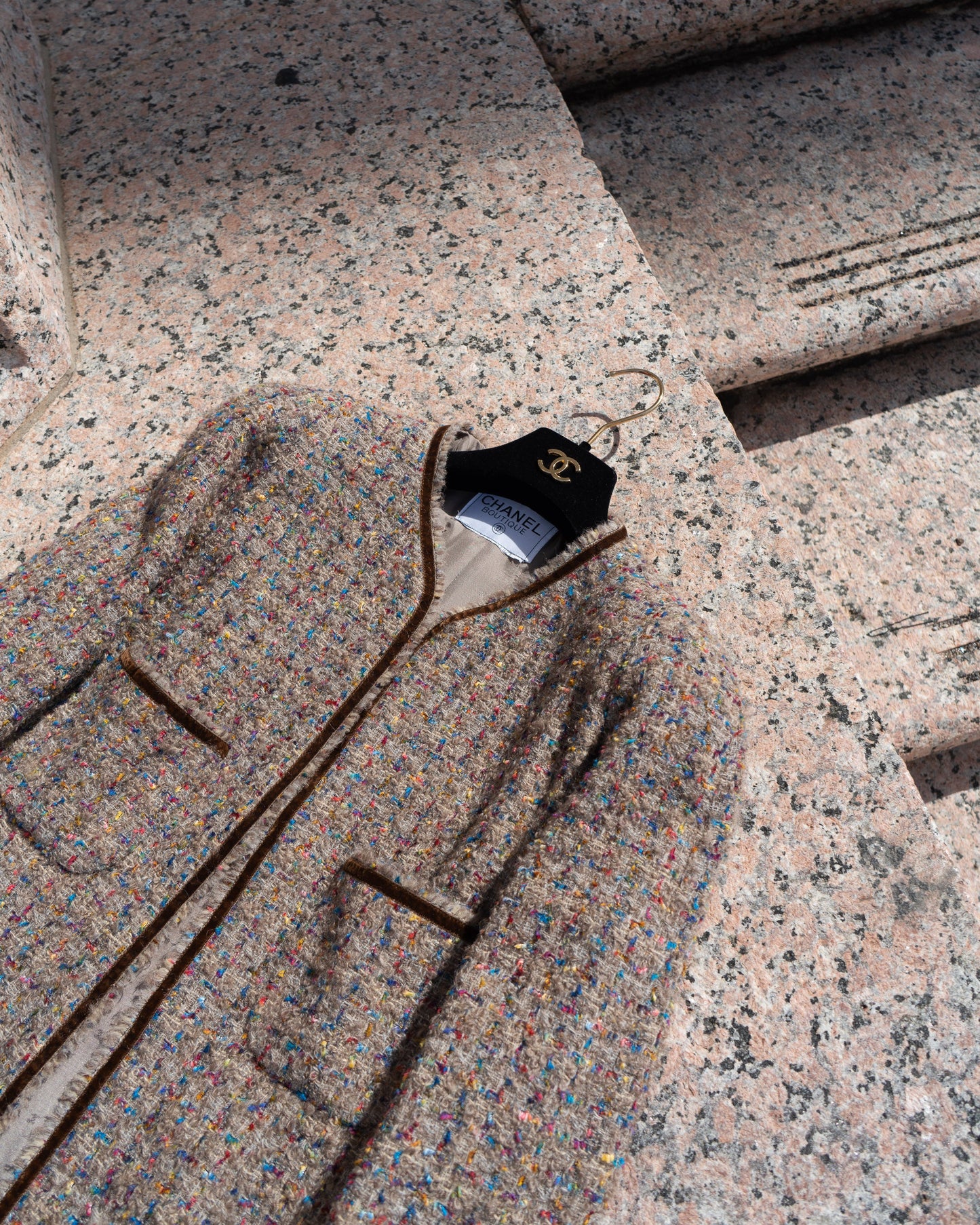 FR40-42 Chanel Fall 1990 Collarless Four-Pocketed Velvet Detail Multicolor Fantasy Tweed Jacket - Vintage Chanel Jacket - - Rarchive.