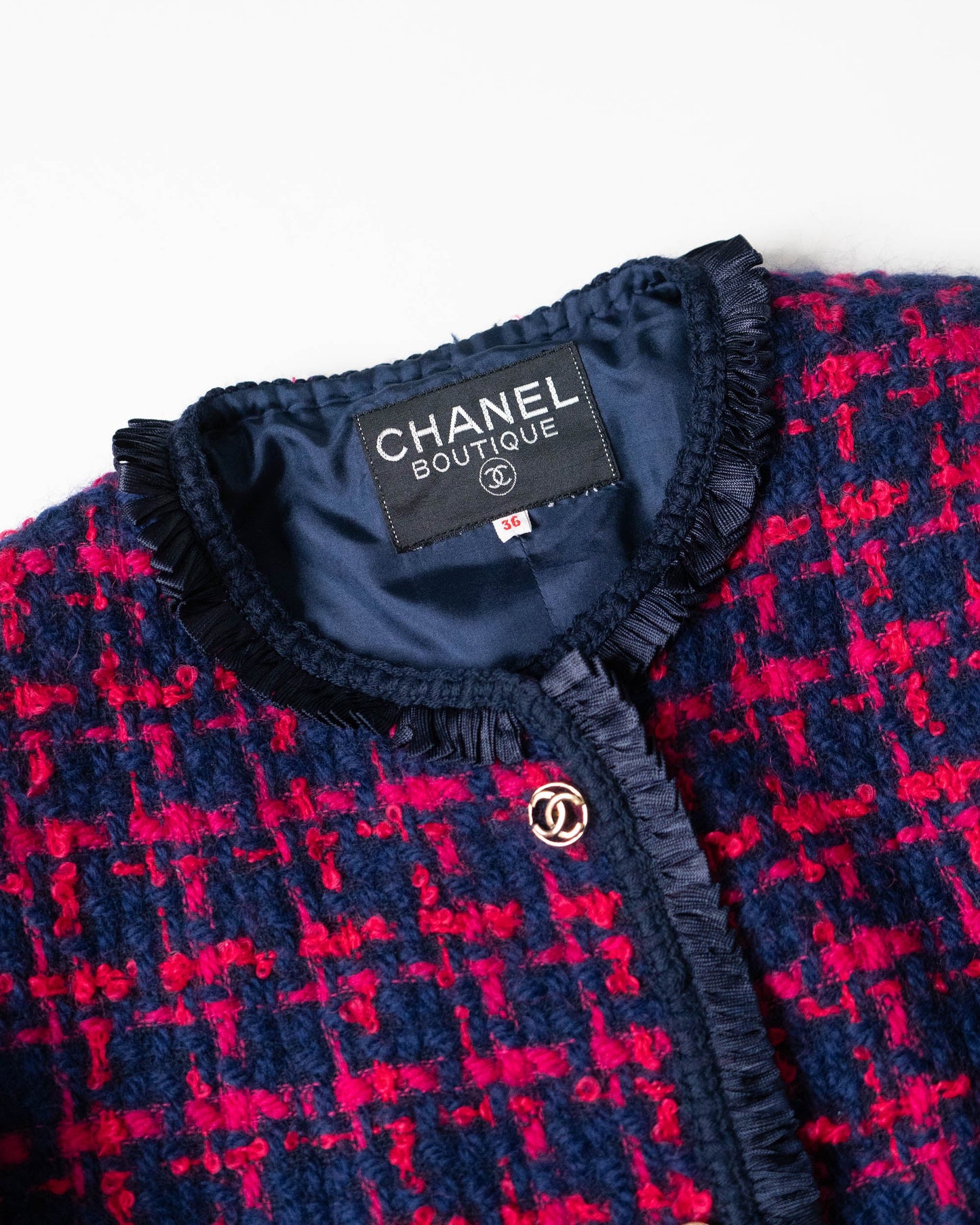 FR36 Chanel 1980s Four Pocket Fringe Trim Houndstooth Tweed Jacket in Red and Navy - Vintage Chanel Jacket - Jacket - Rarchive.