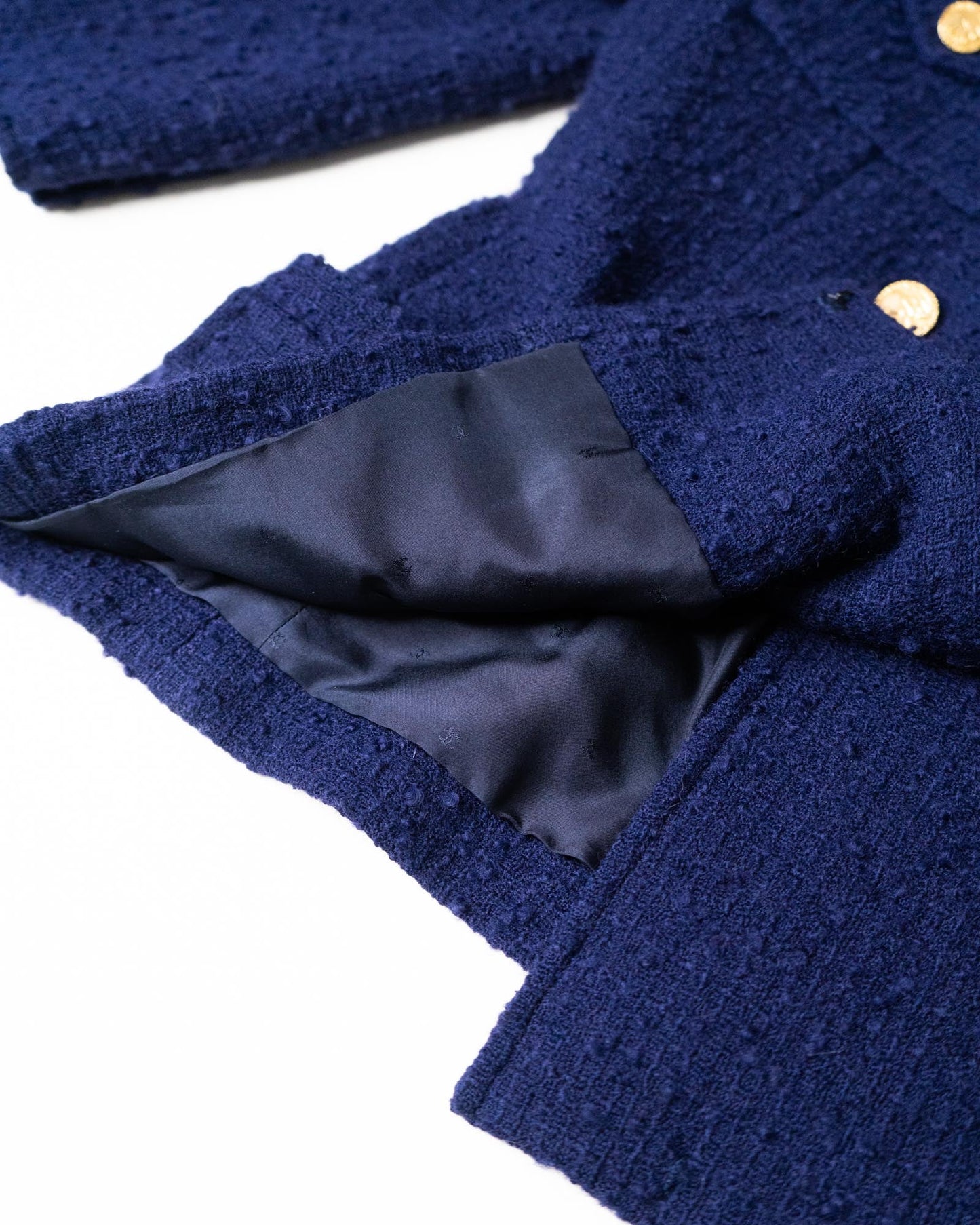 FR40-42 Chanel Fall 1987 Double Breasted Tweed Boucle Jacket in Navy - Vintage Chanel Jacket - Jacket - Rarchive.