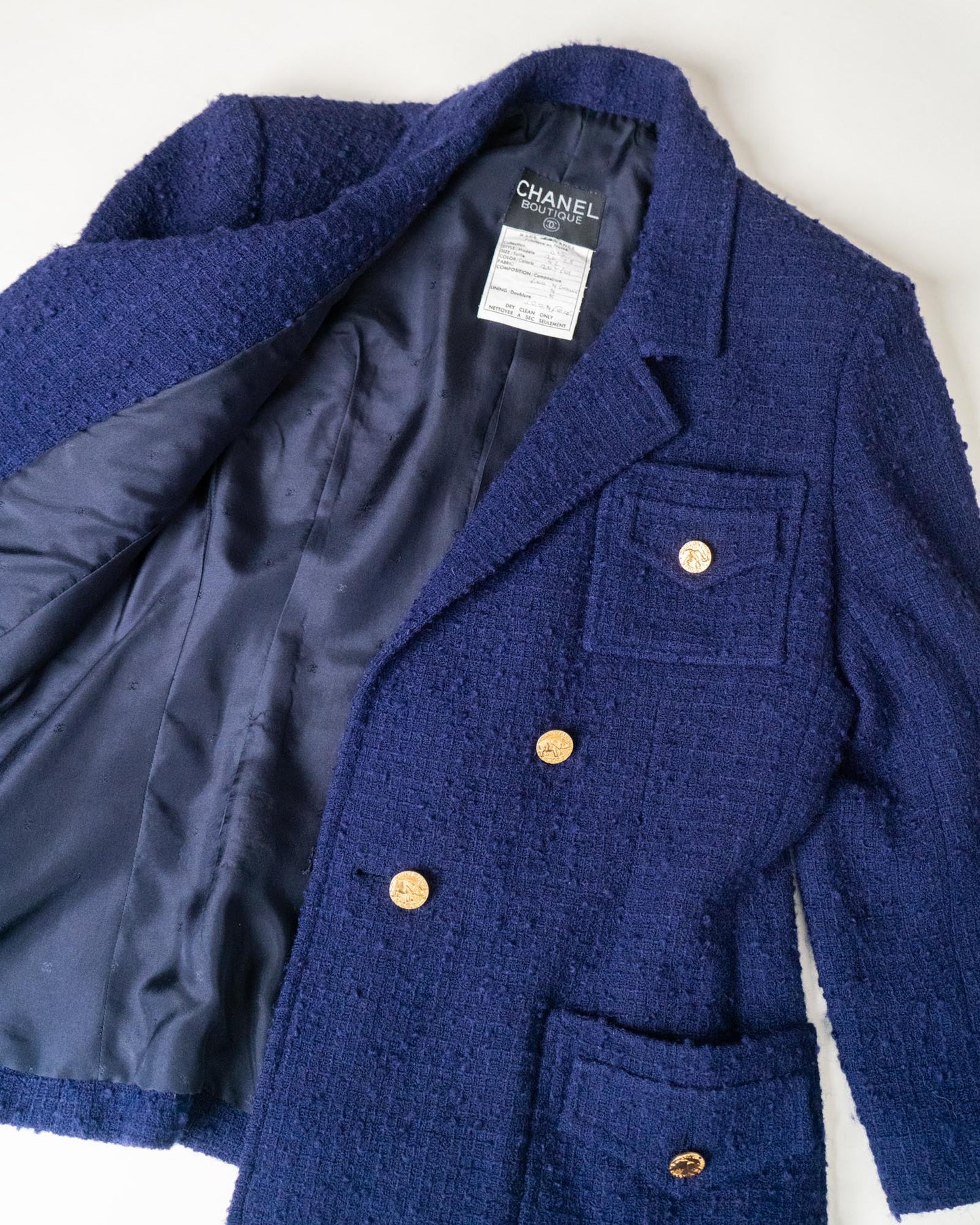FR40-42 Chanel Fall 1987 Double Breasted Tweed Boucle Jacket in Navy - Vintage Chanel Jacket - Jacket - Rarchive.