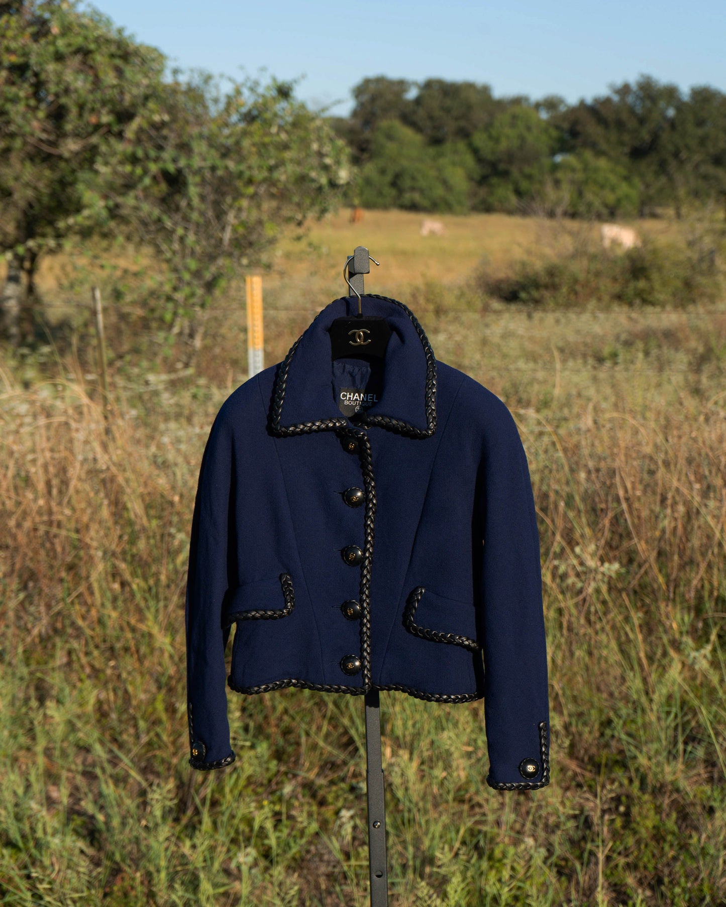 FR36 Chanel Fall 1989 Leather Trim Cropped Wool Jacket in Dark Blue - Vintage Chanel Jacket - - Rarchive.