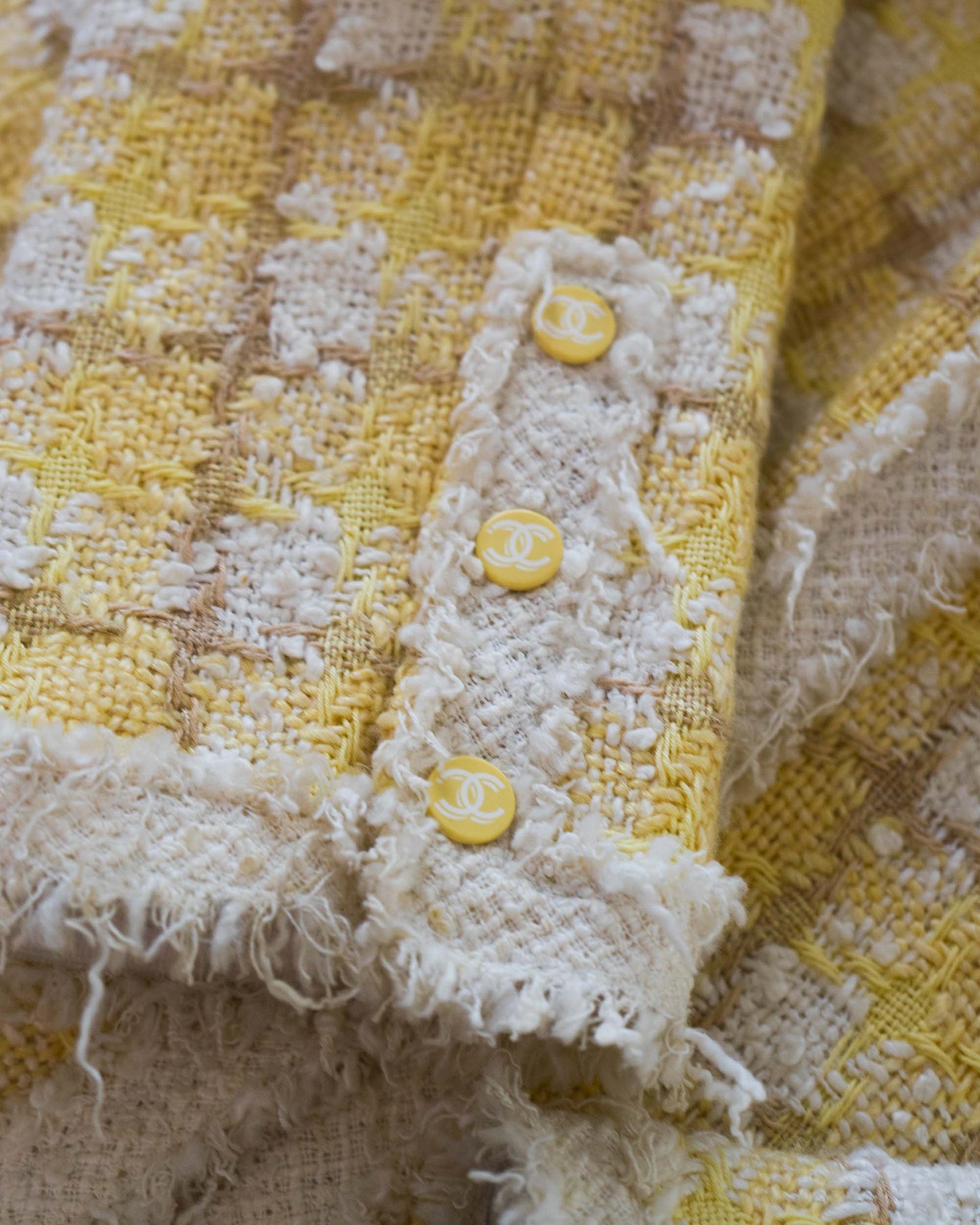FR44-46 Chanel Cruise 2004 Four Pocket Raw Edge Trim Tweed Jacket in Yellow - Vintage Chanel Jacket - Jacket - Rarchive.