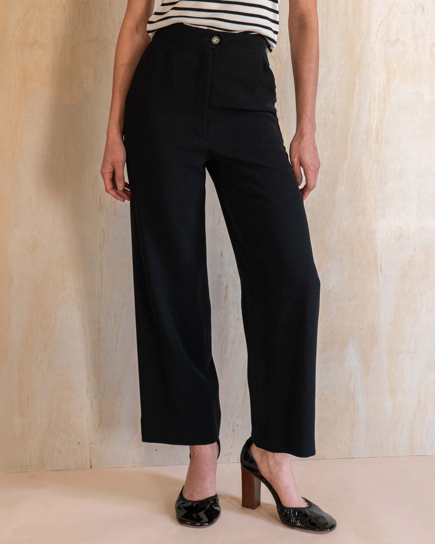 FR34-36 Chanel Fall 1994 High-Waisted Black Wool Pants