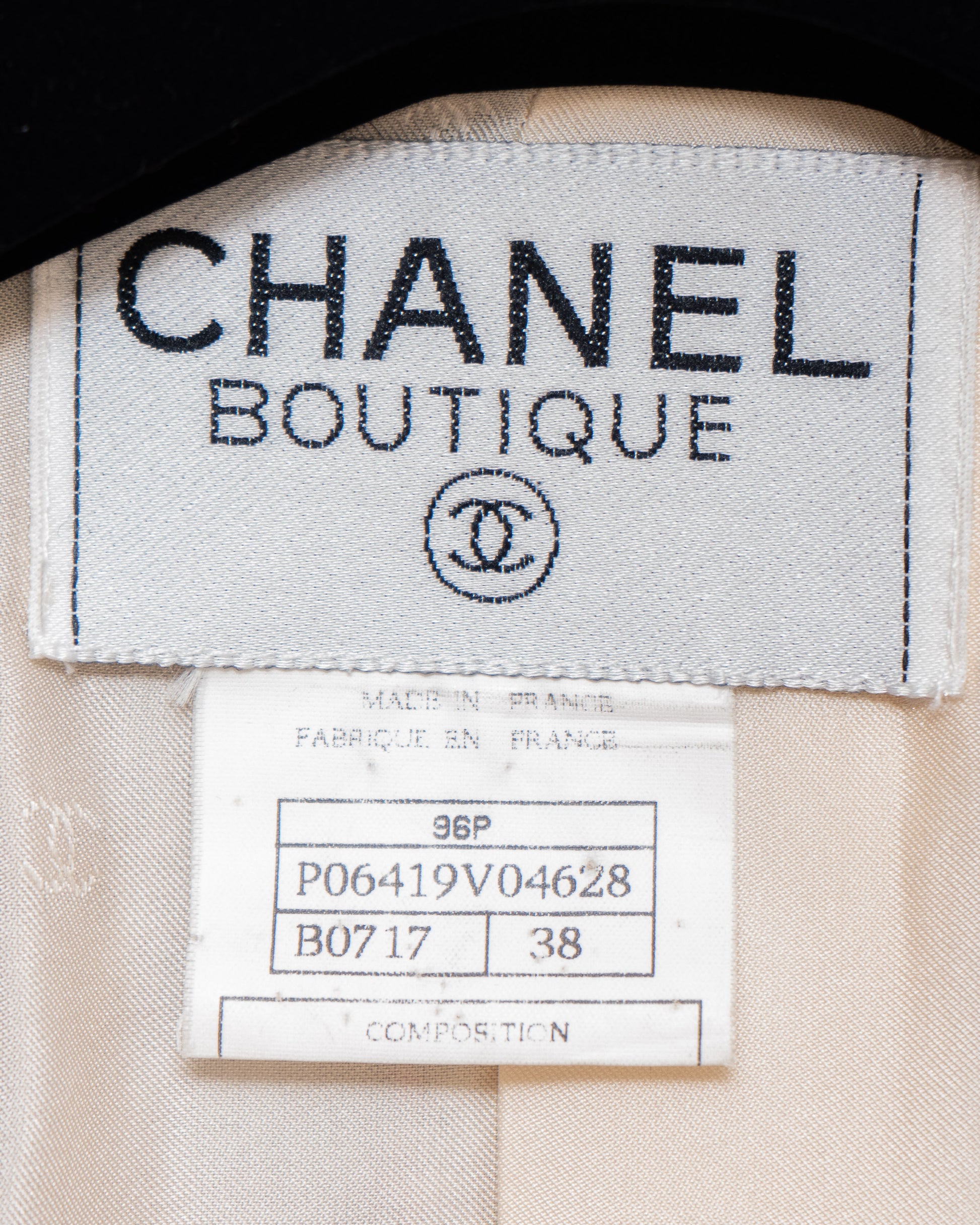 FR36-38 Chanel Spring 1996 Four Pocket Fantasy Tweed Jacket - Vintage Chanel Jacket -   - Rarchive.
