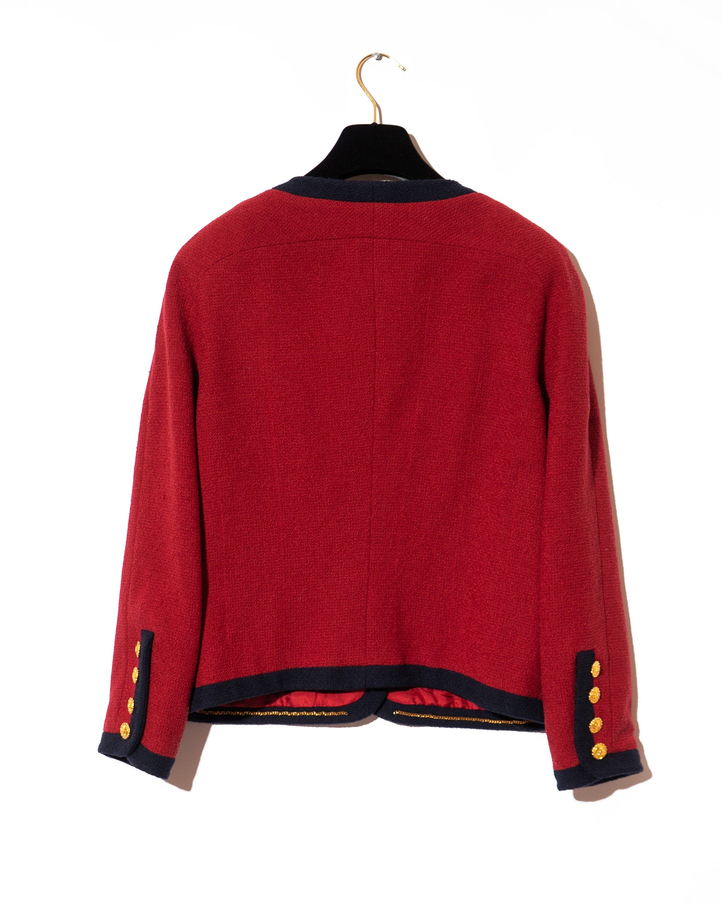 FR42-46 Chanel Spring 1989 Timeless  Two Pocket Collarless Cut Red and Navy Wool Tweed Jacket