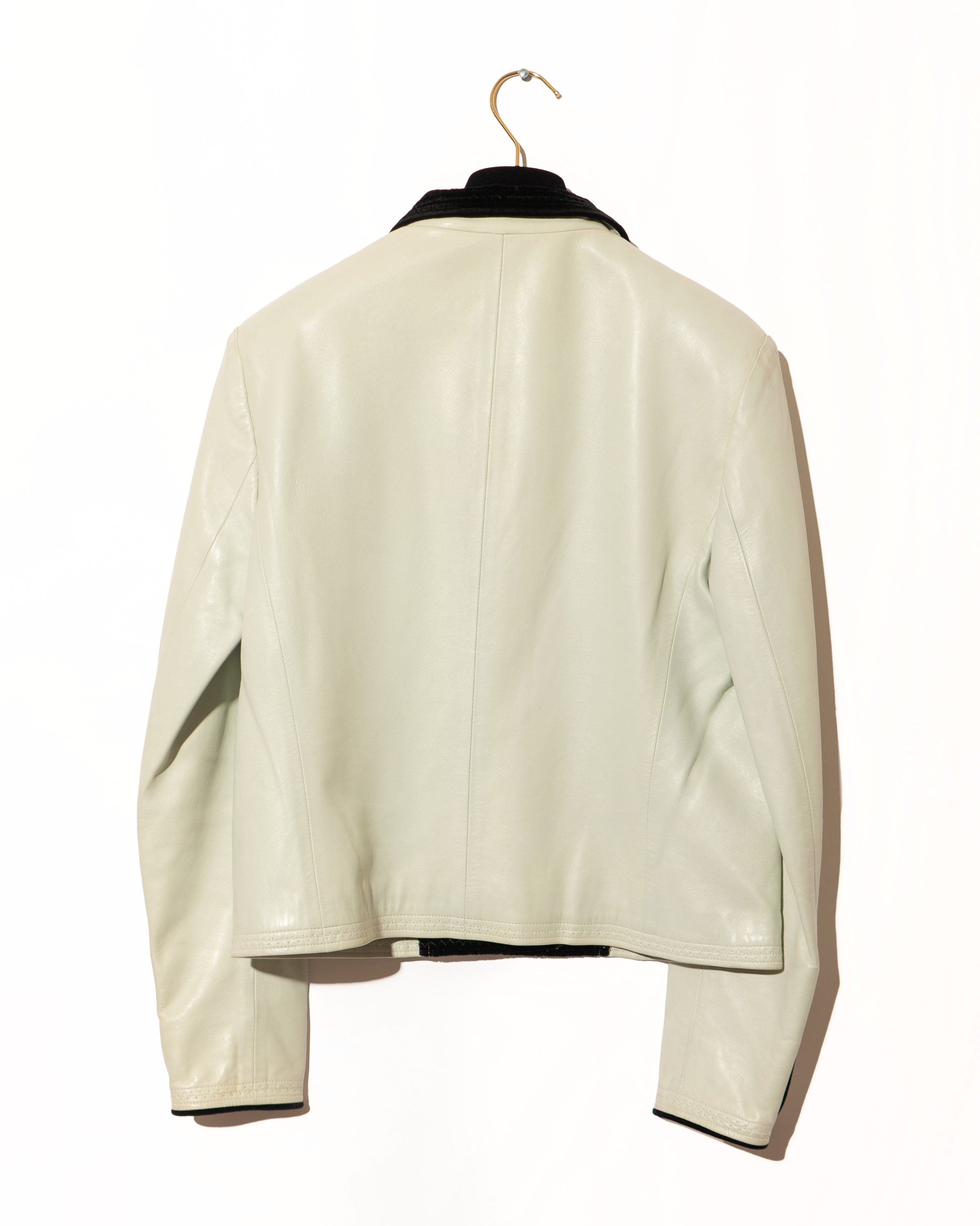 FR36-38 Rare Chanel Spring 1992 Classic Four Pocket Velvet Trim Leather  Jacket