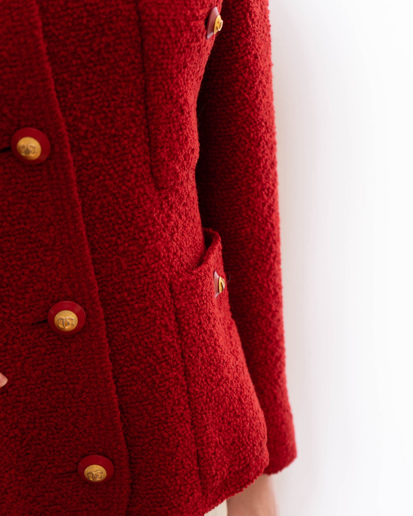 FR38-40 Rare Chanel Fall 1993 Classic Four Pocket Collarless Cut Red Tweed Boucle Jacket