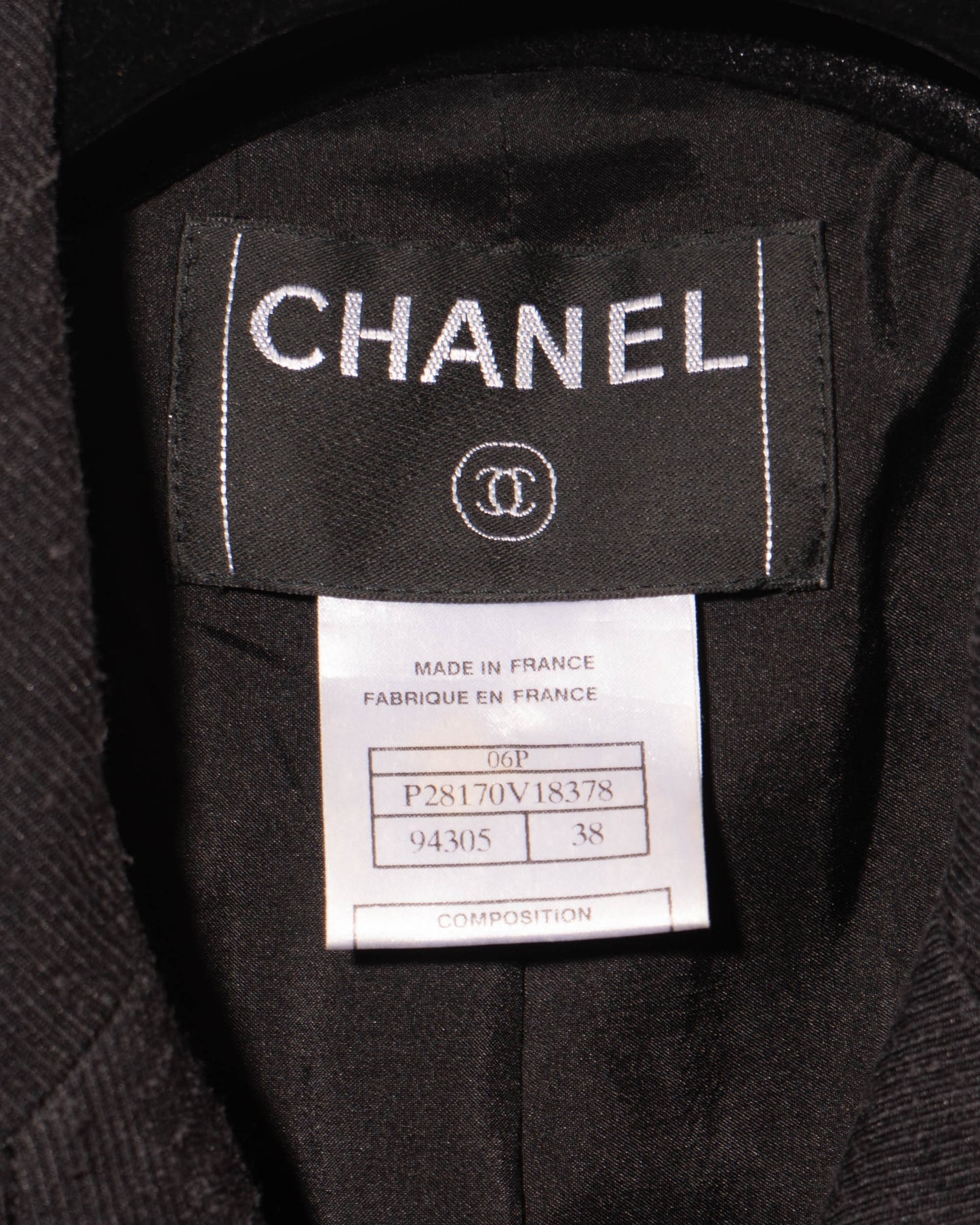 FR36-38 Chanel Spring 2006 Fitted Cut Two Pocket Silk Jacket