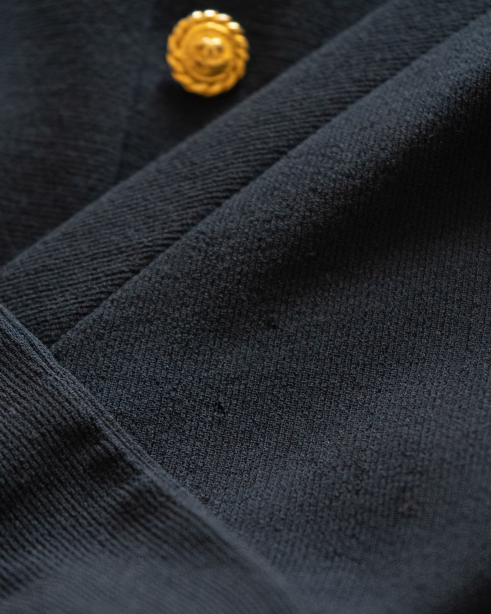 FR36-38 Chanel 1980s Double-Breasted Two Pocket Navy Wool Jacket - Vintage Chanel Jacket -   - Rarchive.