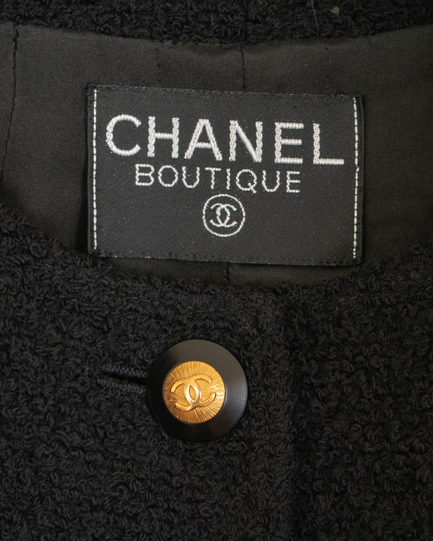 FR40-42 Rare Chanel Fall 1993 Classic Four Pocket Collarless Black Tweed Boucle Jacket