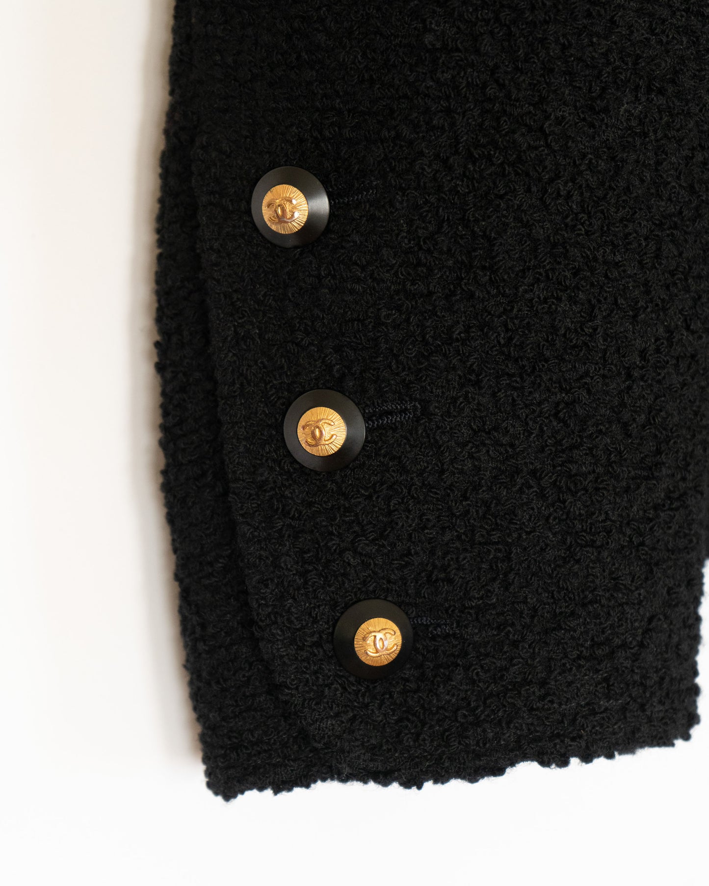 FR40-42 Rare Chanel Fall 1993 Classic Four Pocket Collarless Black Tweed Boucle Jacket - Vintage Chanel Jacket -  Jacket - Rarchive.