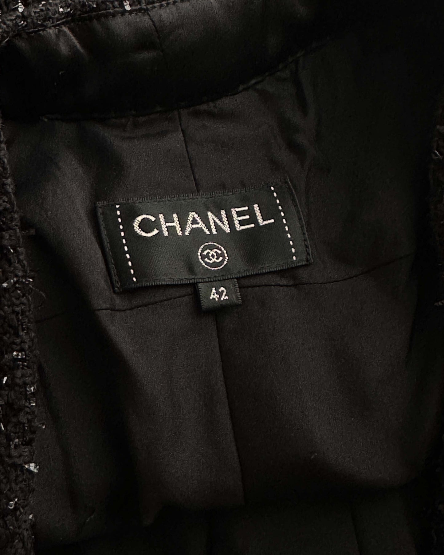 FR40-42 Chanel Spring 2019 Black Fantasy Tweed Zipper Slits Culottes