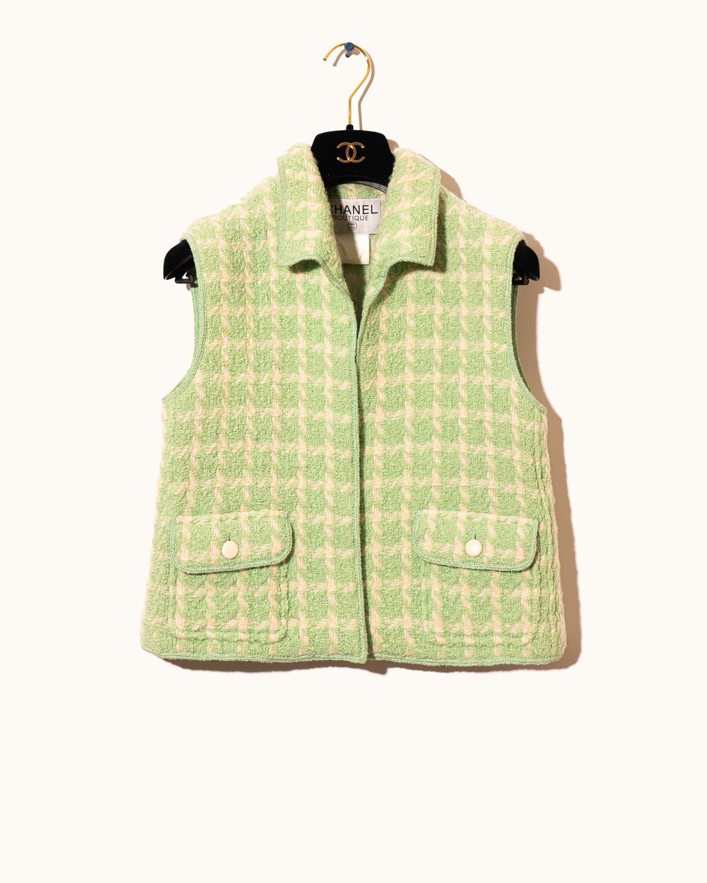 FR36-38 Rare Chanel Spring 1996 Two Pocket Green and Off White Wool Vest - Vintage Chanel Jacket -   - Rarchive.