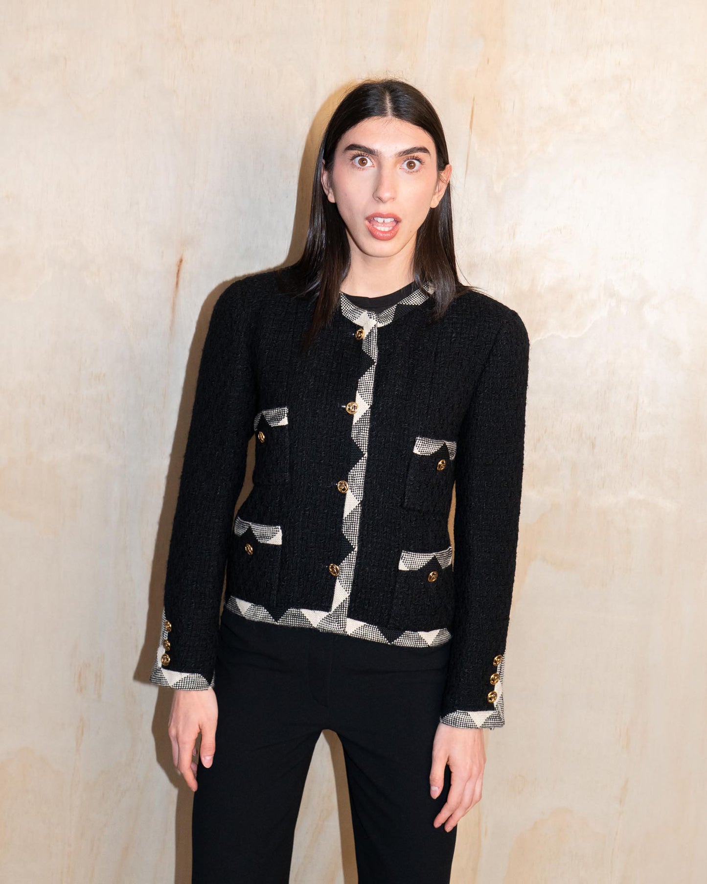 FR38-40 Chanel 1980s Classic Timeless Collarless Four Pocket Black with Contracting Trim Wool Tweed Jacket