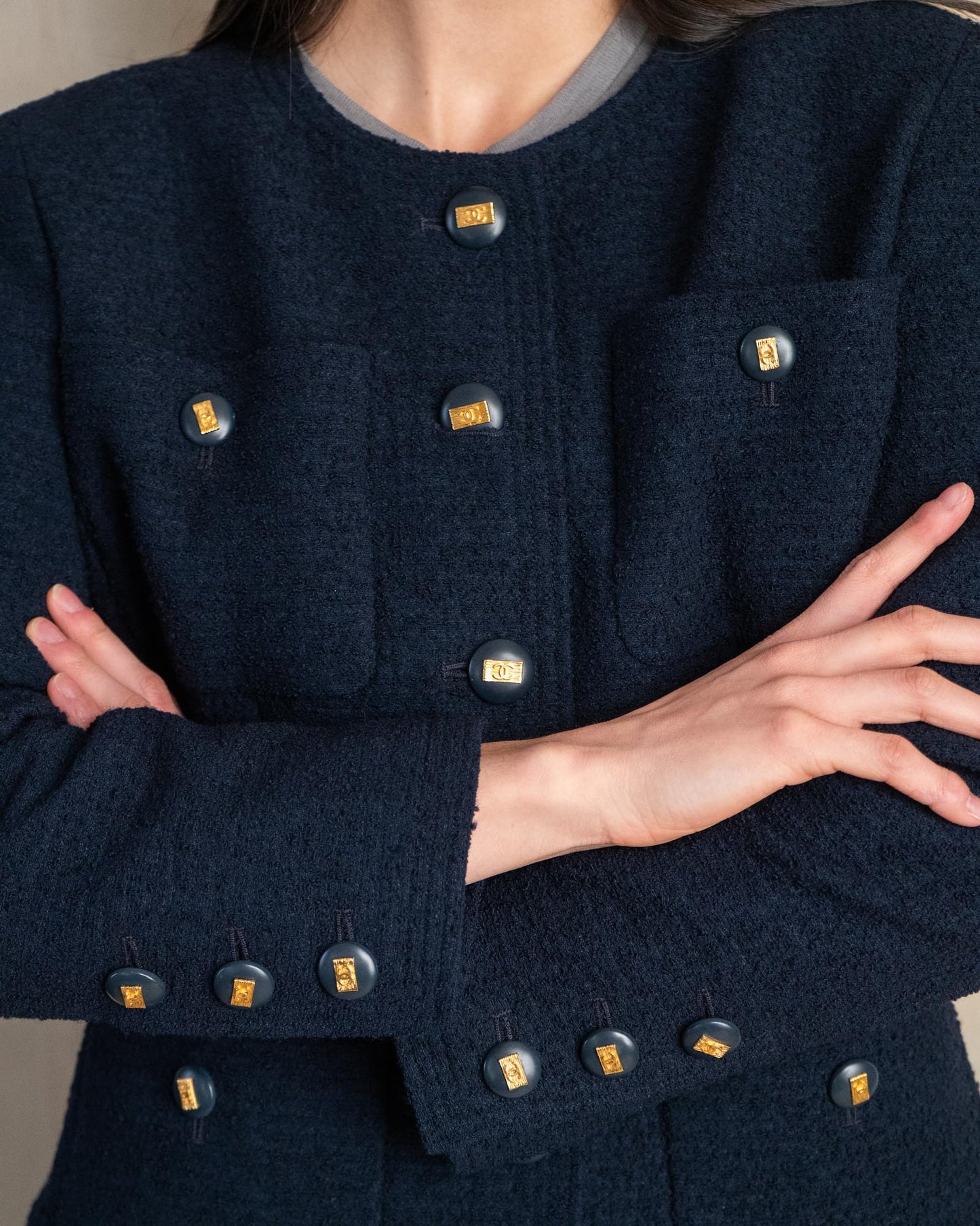 FR38-42 Chanel Cruise 1992 Classic Timeless Collarless Four Pocket Navy Tweed Jacket