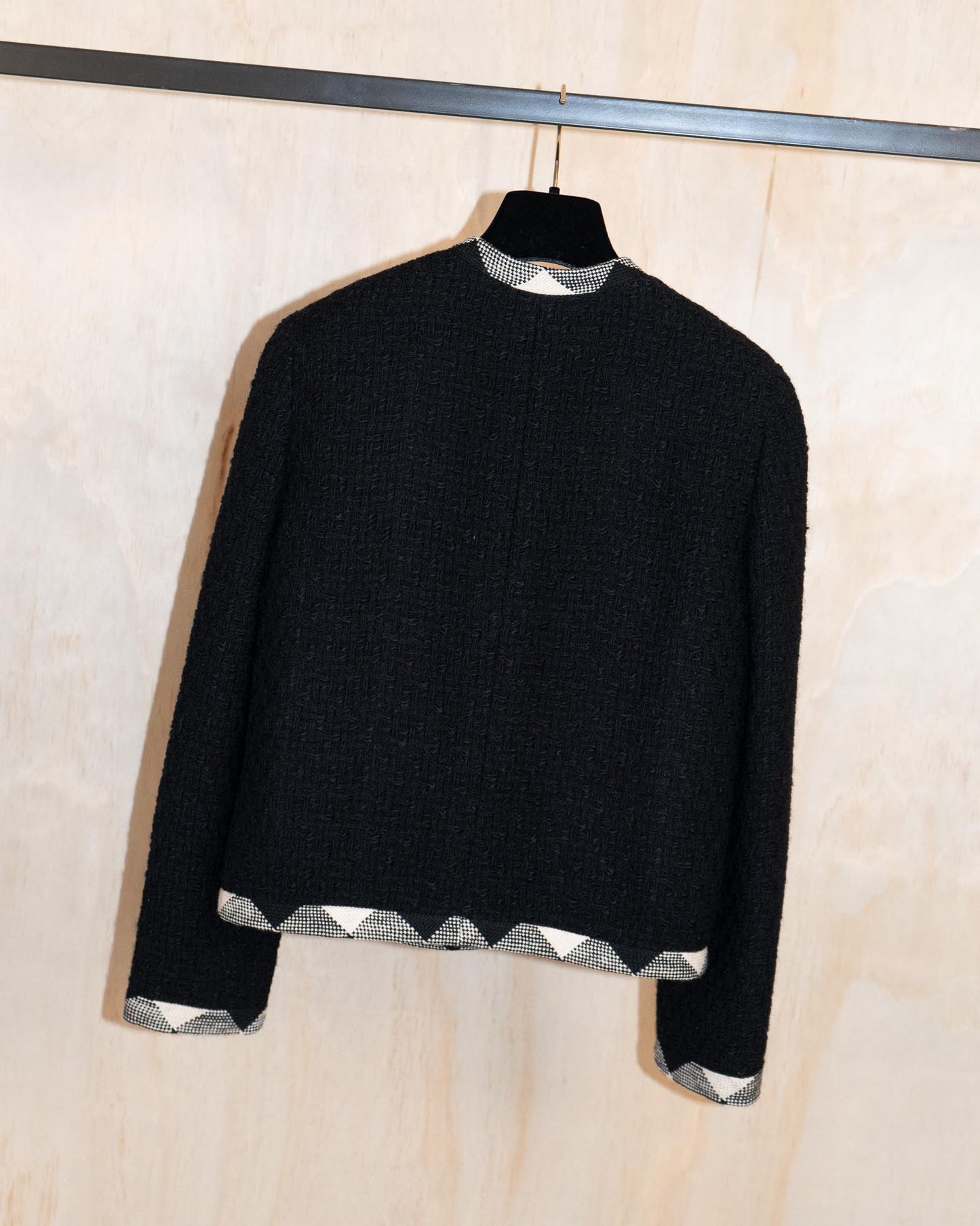 FR38-40 Chanel 1980s Classic Timeless Collarless Four Pocket Black with Contracting Trim Wool Tweed Jacket