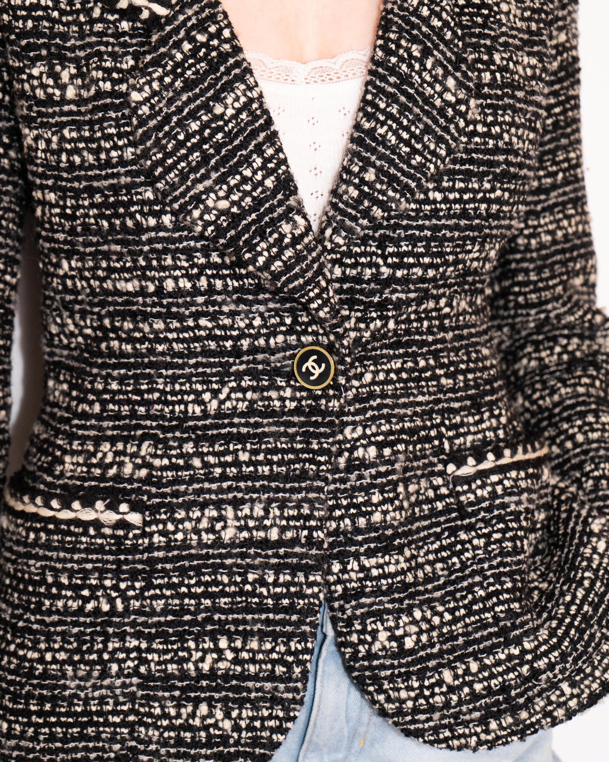 FR36-38 Rare Chanel Fall 1994 Two Pocket Black And White Wool Tweed Jacket - Vintage Chanel Jacket -   - Rarchive.