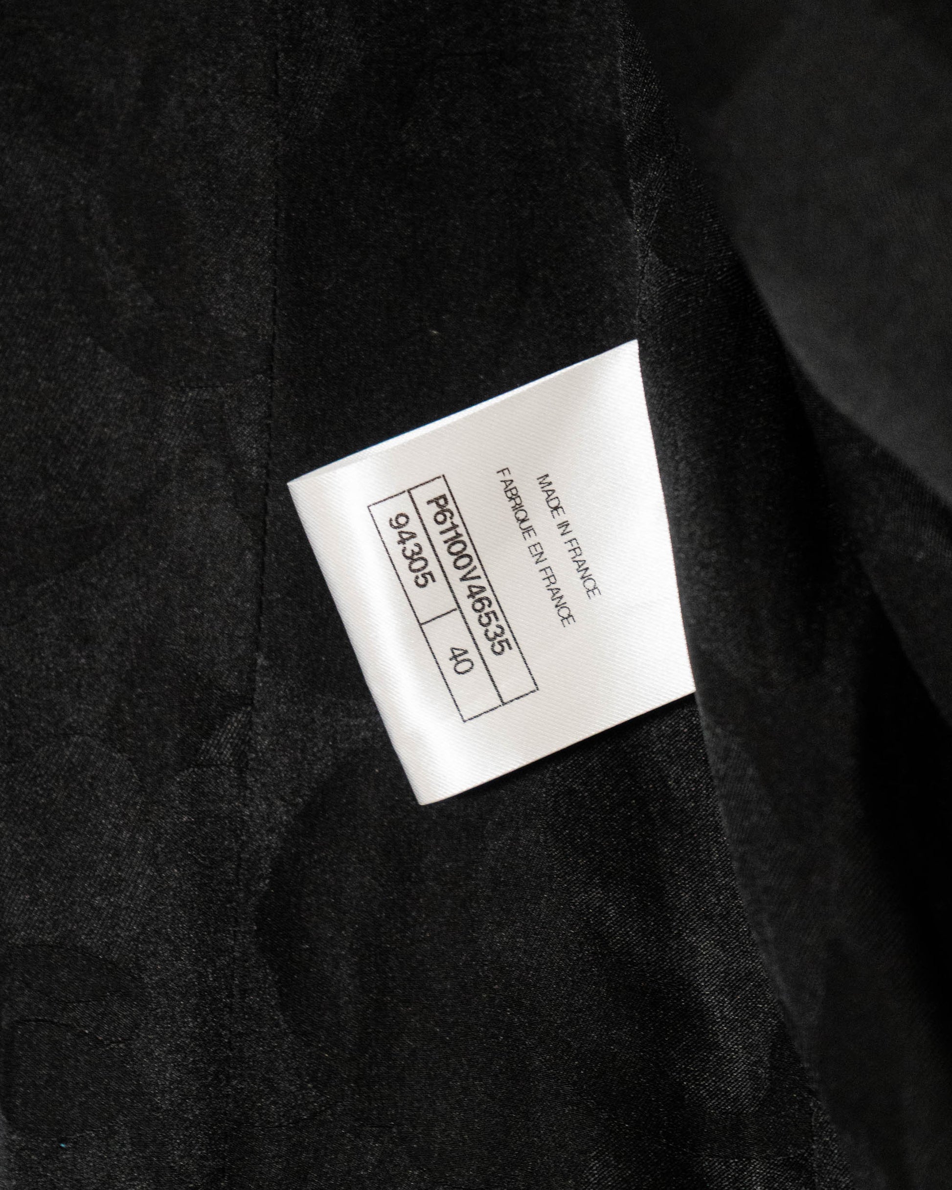 FR38-40 Chanel Spring 2019 High Collar Two Pocket Black Shimmering Fantasy Tweed Jacket - Vintage Chanel Jacket -   - Rarchive.