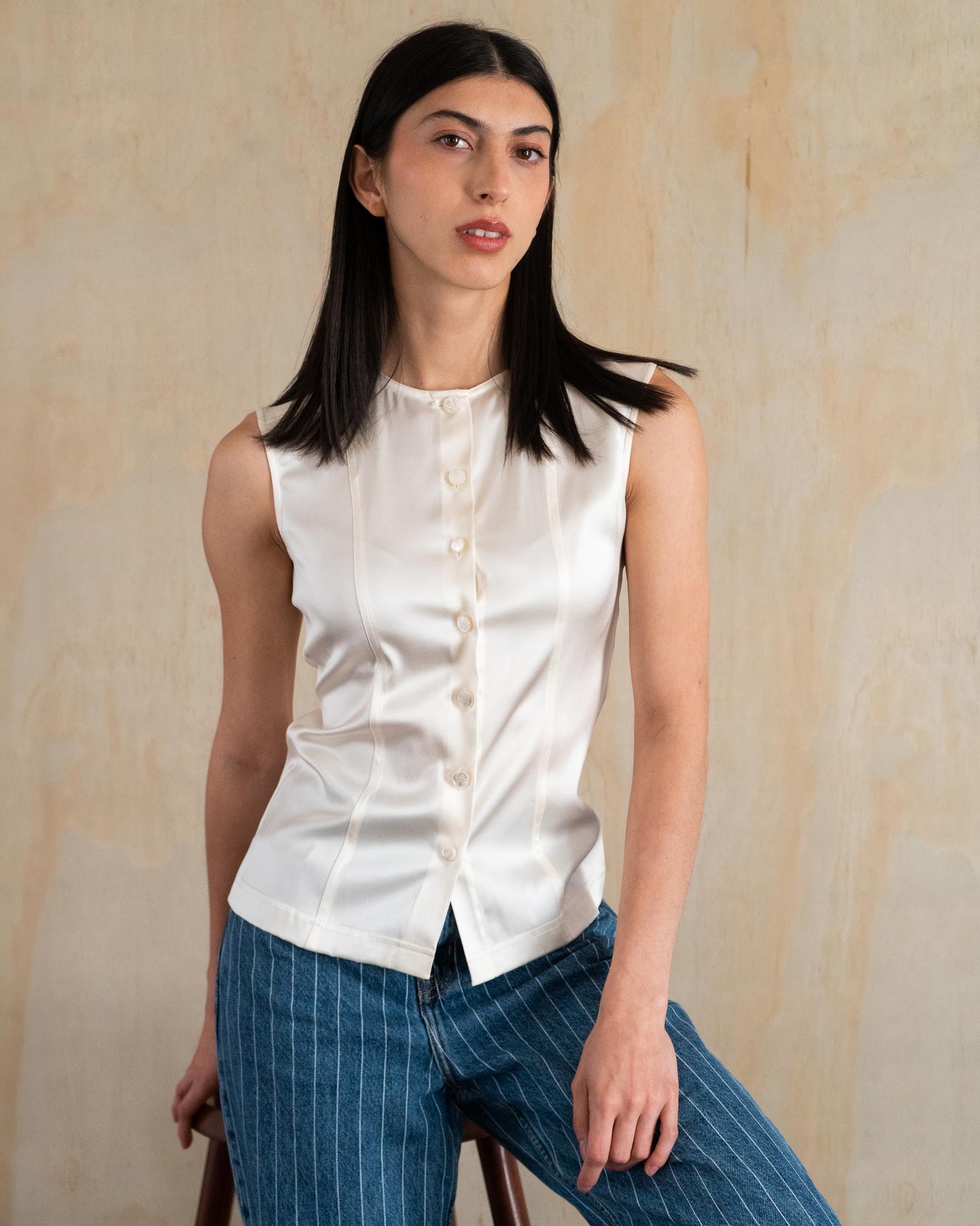 FR34-36 Chanel Cruise 1996 Sleeveless Ivory Silk Top - New With Tags