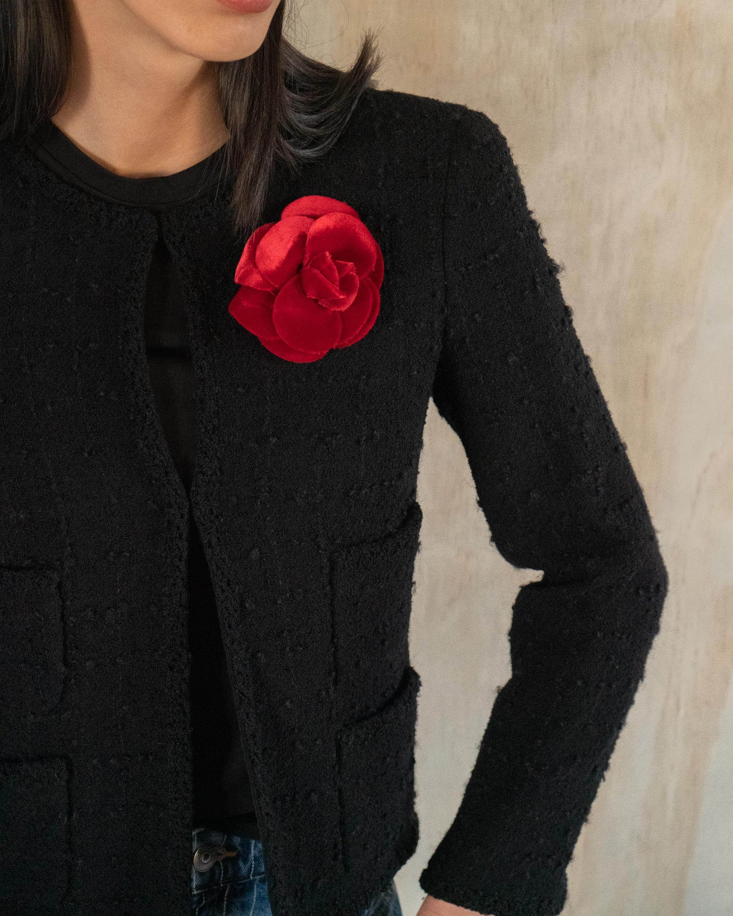 FR34-36 Chanel Fall 2009 Timeless Classic Collarless Four Pocket Black Tweed Jacket