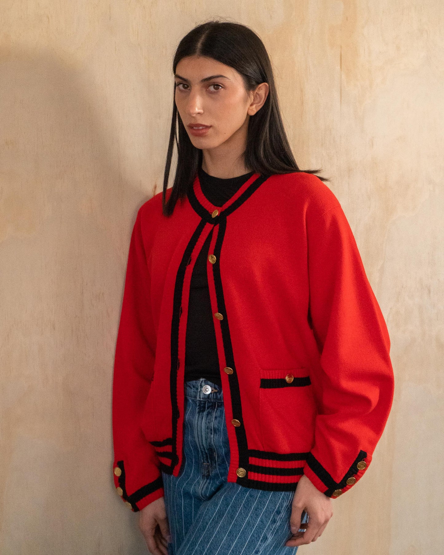 FR36-42 Chanel Fall 1987 Two Pocket Red and Black Cashmere Cardigan