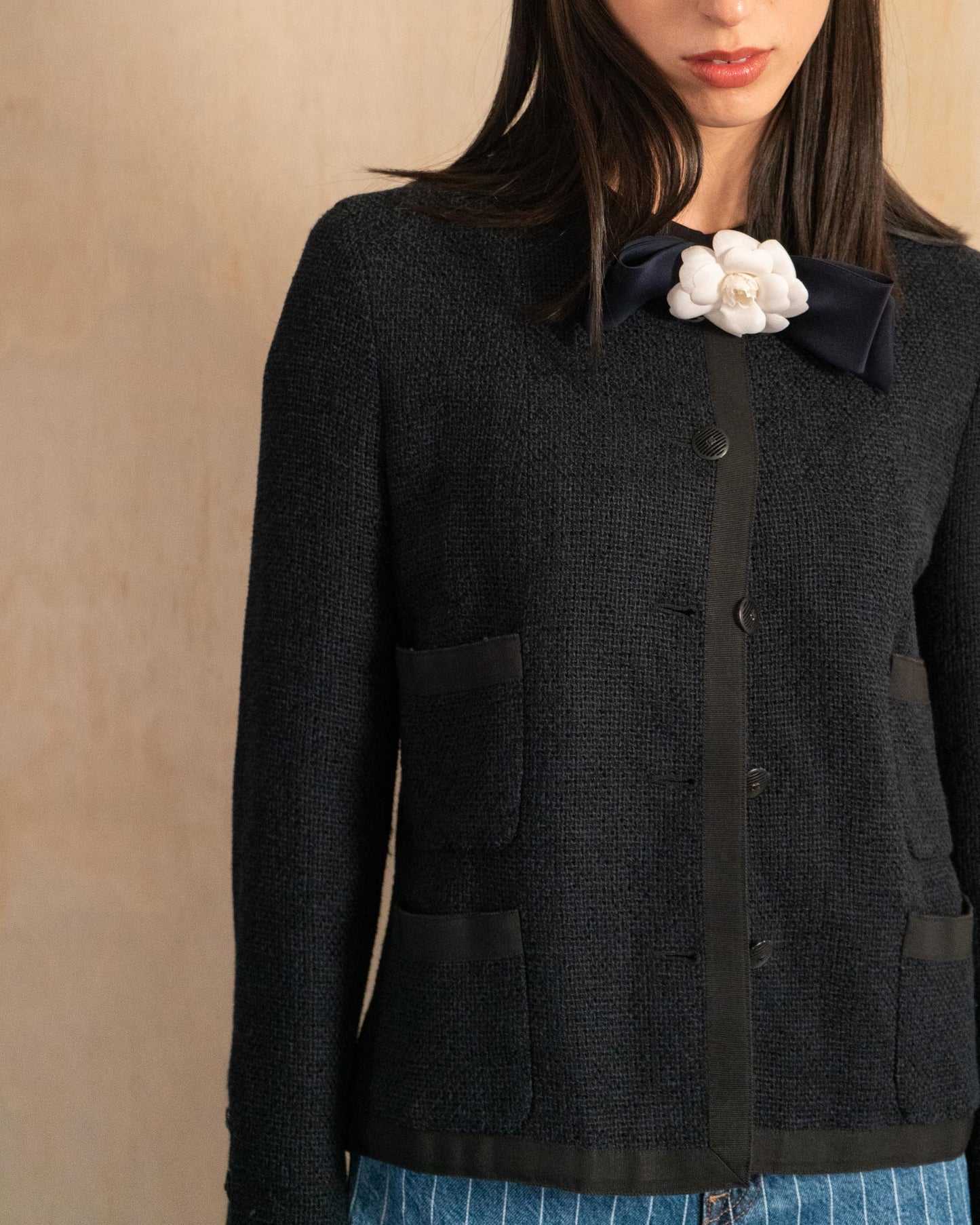 FR38-40 Chanel Spring 2002 Four Pocket Classic Collarless Jacket