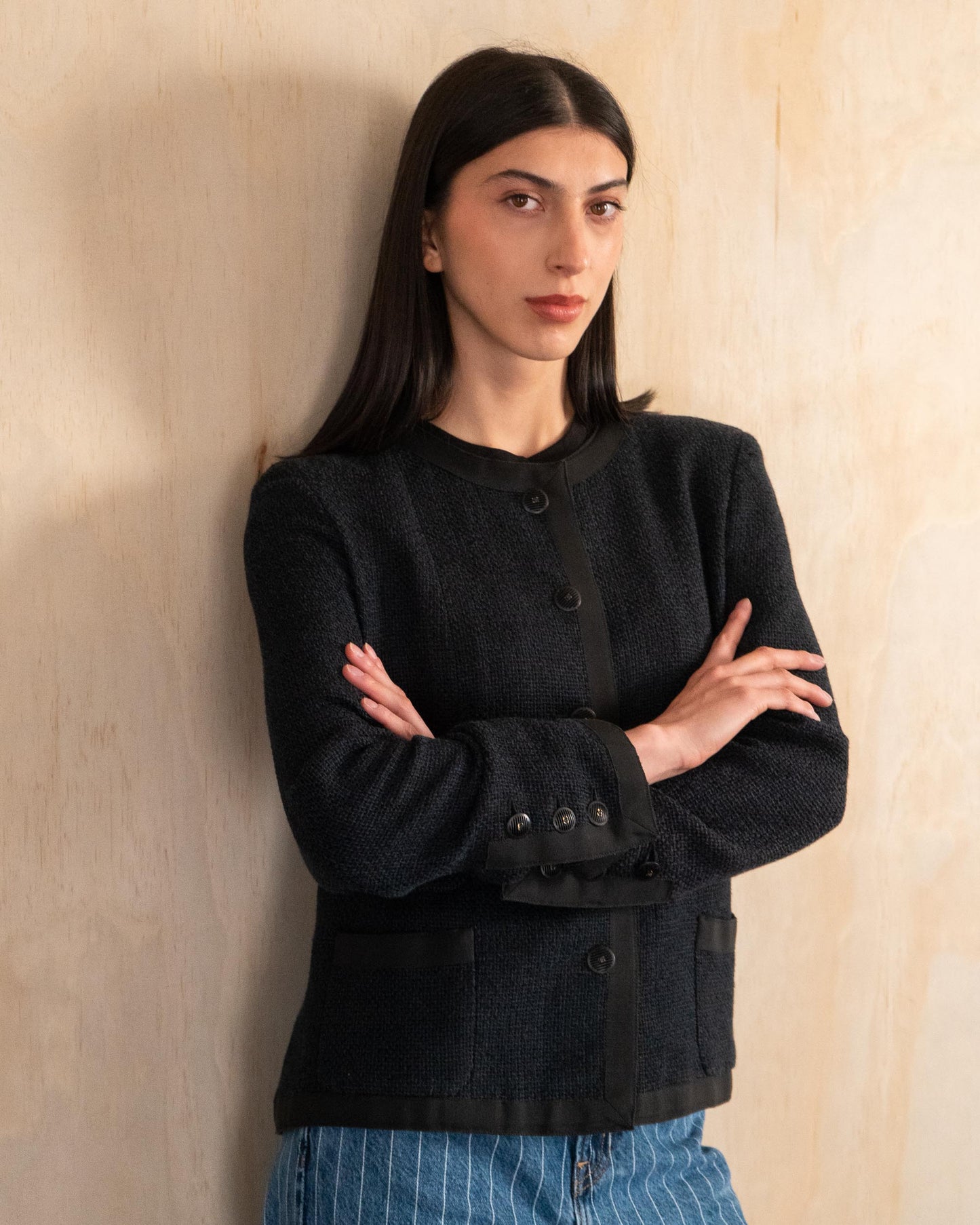 FR38-40 Chanel Spring 2002 Four Pocket Classic Collarless Jacket