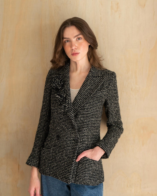 FR34-36 Chanel Cruise 2003 Double Breasted Camellia Detail Black and White Fantasy Tweed Jacket