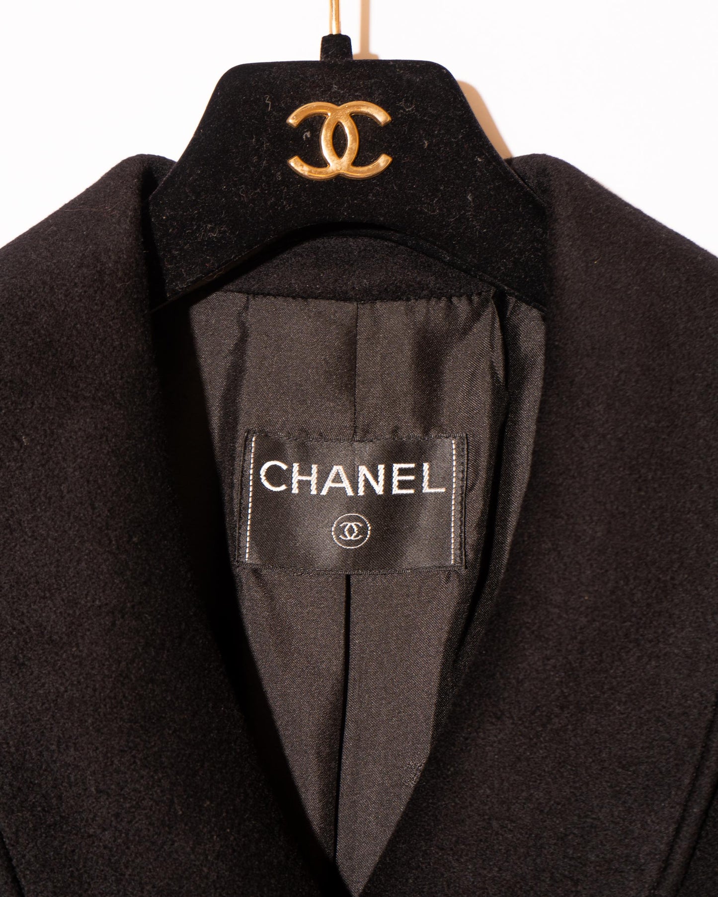 FR36-38 Chanel Fall 1998 Four Pocket Fitted Cut Black Cashmere Jacket