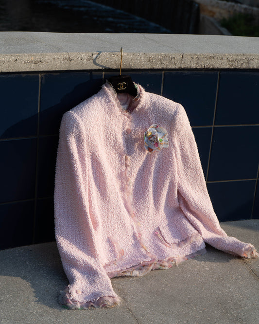 FR38-40 Rare Chanel Cruise 2004 Pink Fantasy Tweed Jacket with Ice Cream Print Silk Trim, CC Buttons, and Slit Pockets