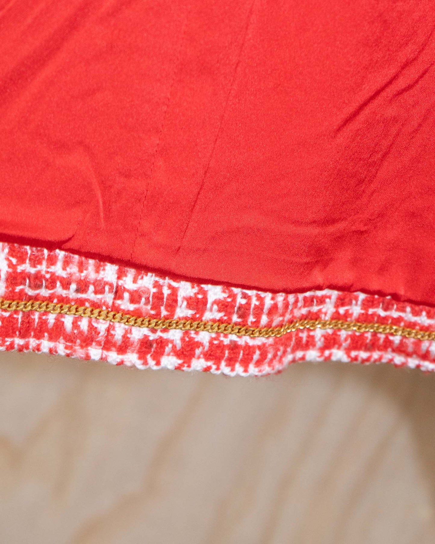 FR40–42 Chanel Spring 1997 Red Tweed Two-Pocket Longline Jacket