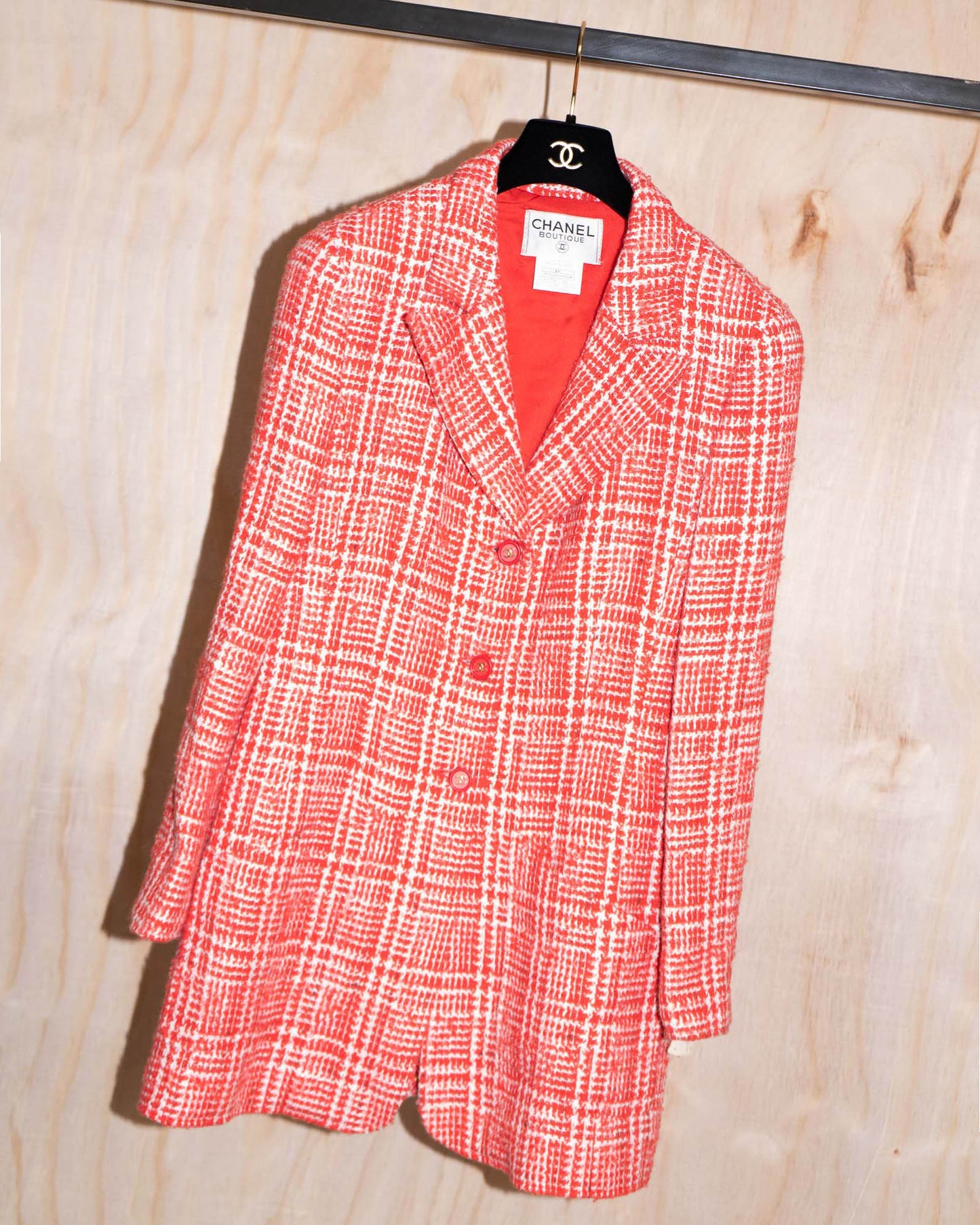 FR40–42 Chanel Spring 1997 Red Tweed Two-Pocket Longline Jacket