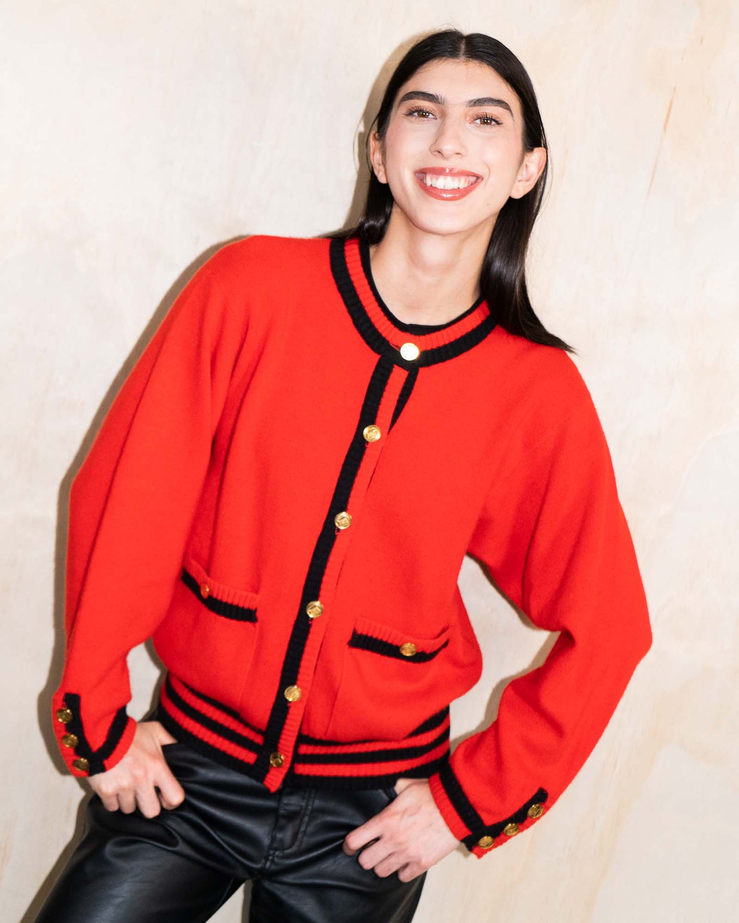FR36-38 Chanel Fall 1987 Two Pocket Red and Black Cashmere Cardigan
