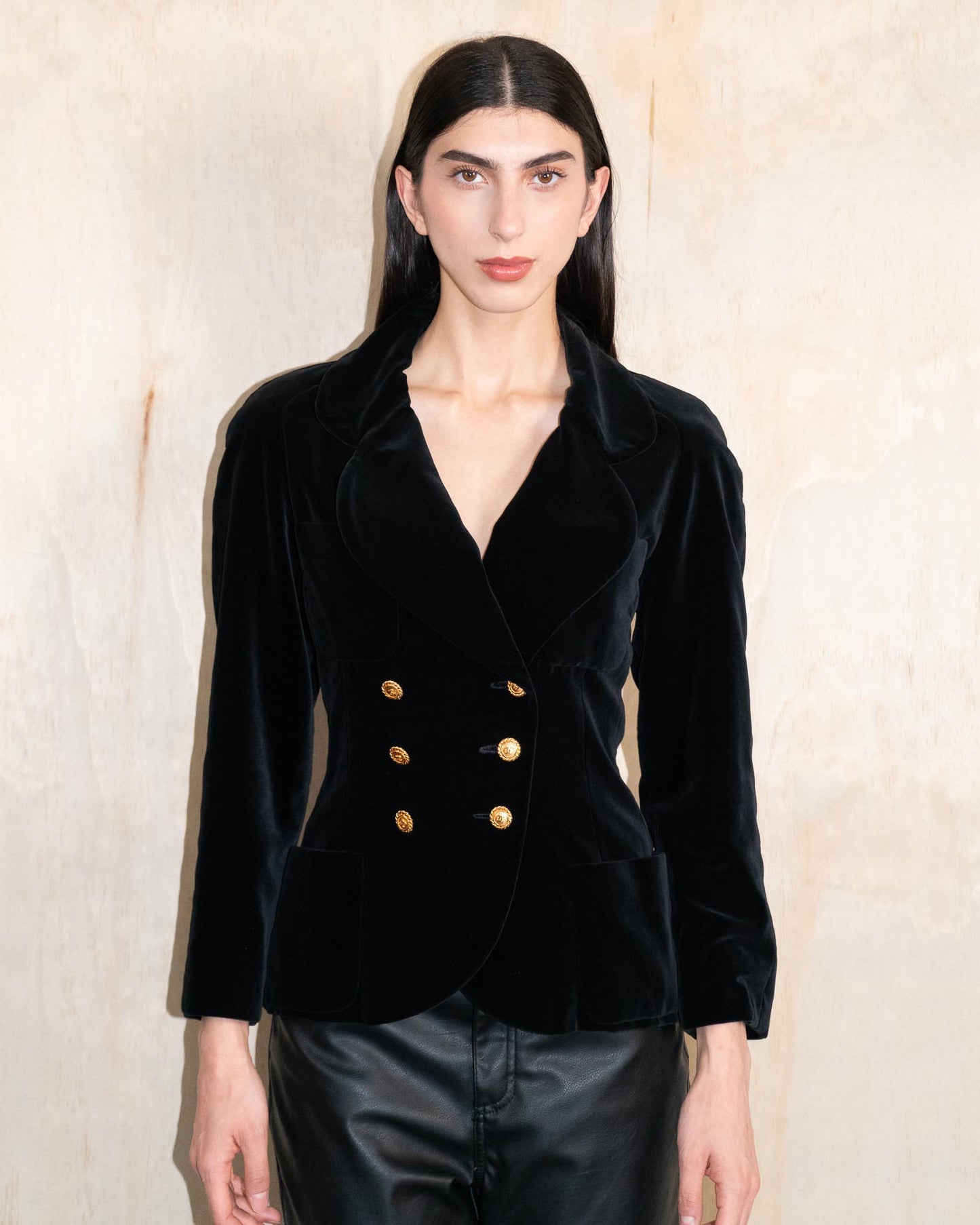 FR34-36 Chanel Fall 1988 Double Breasted Black Velvet Jacket