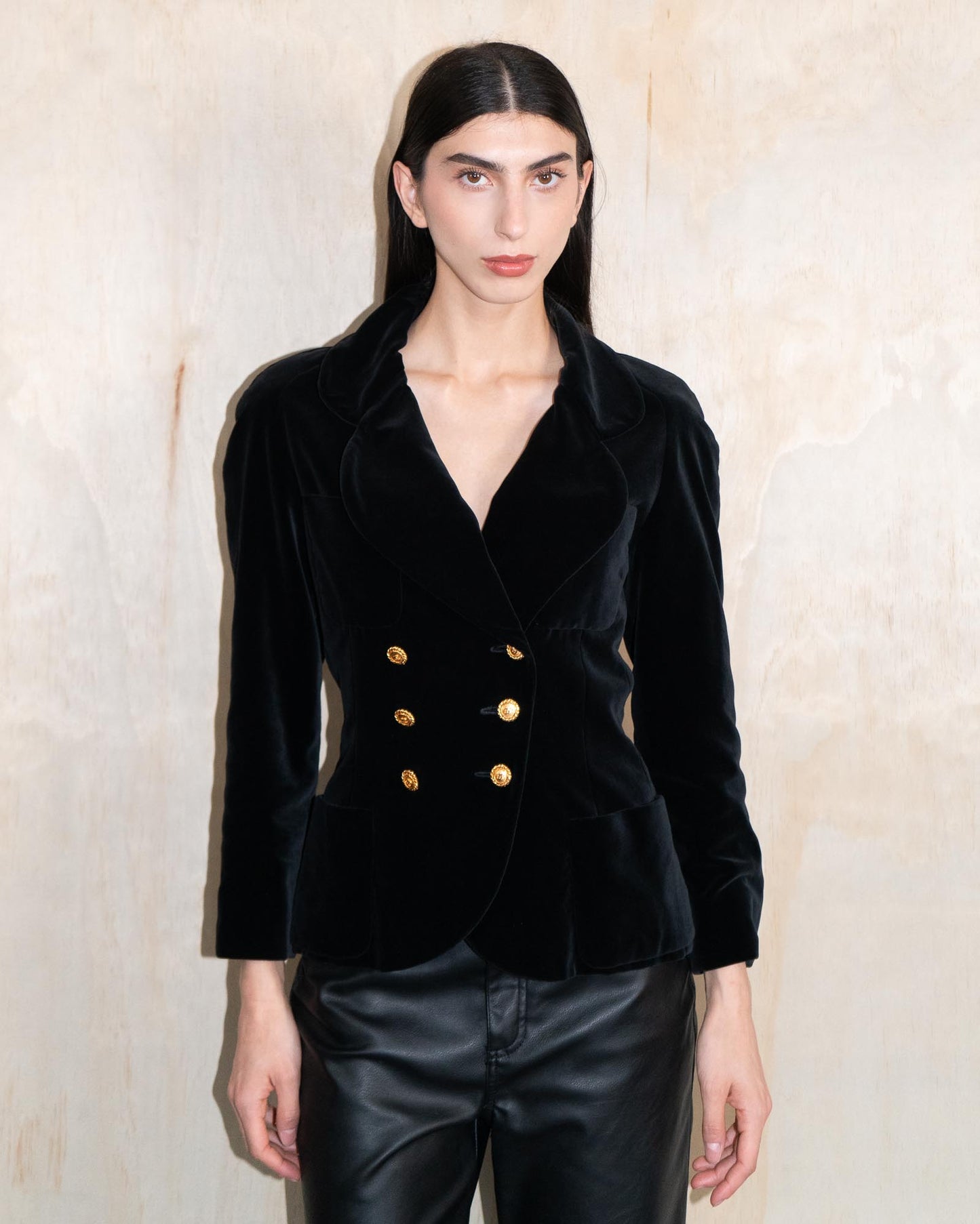 FR34-36 Chanel Fall 1988 Double Breasted Black Velvet Jacket